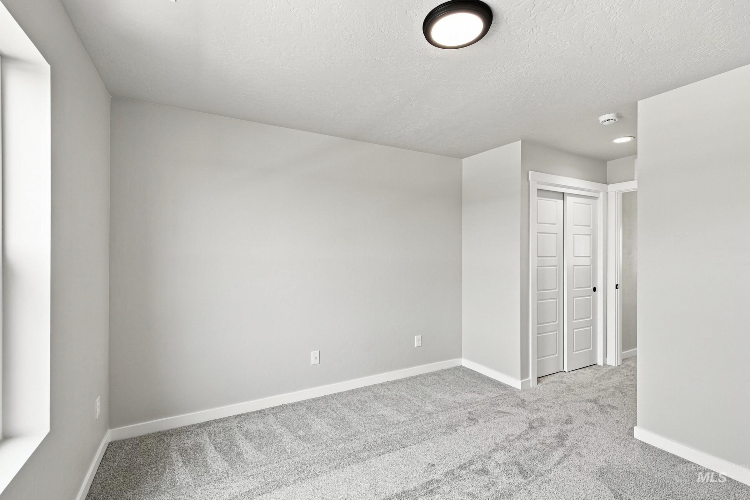 5328 S Danforth Ave Property Photo 30