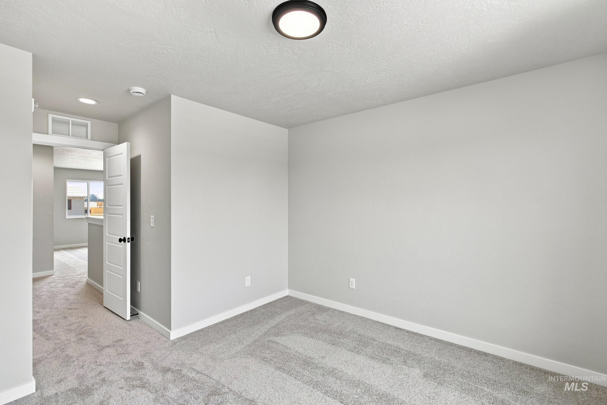 5328 S Danforth Ave Property Photo 31
