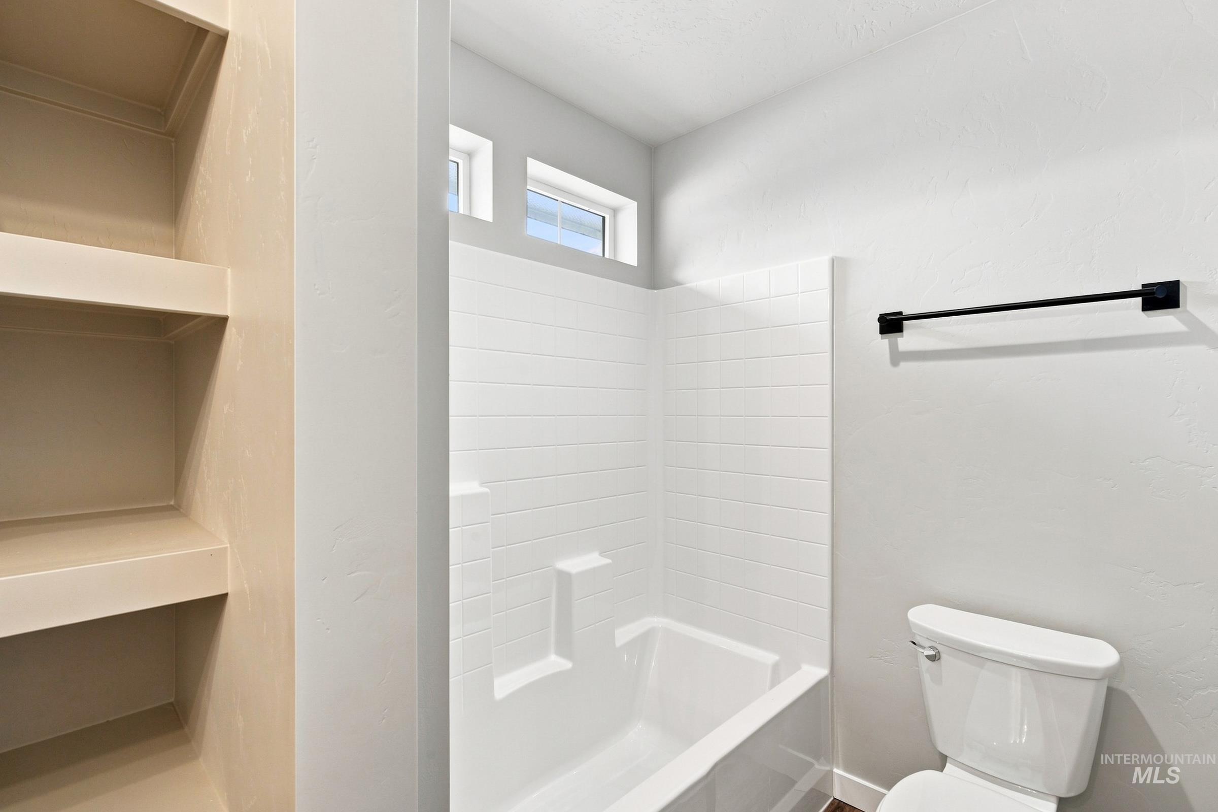 5328 S Danforth Ave Property Photo 39