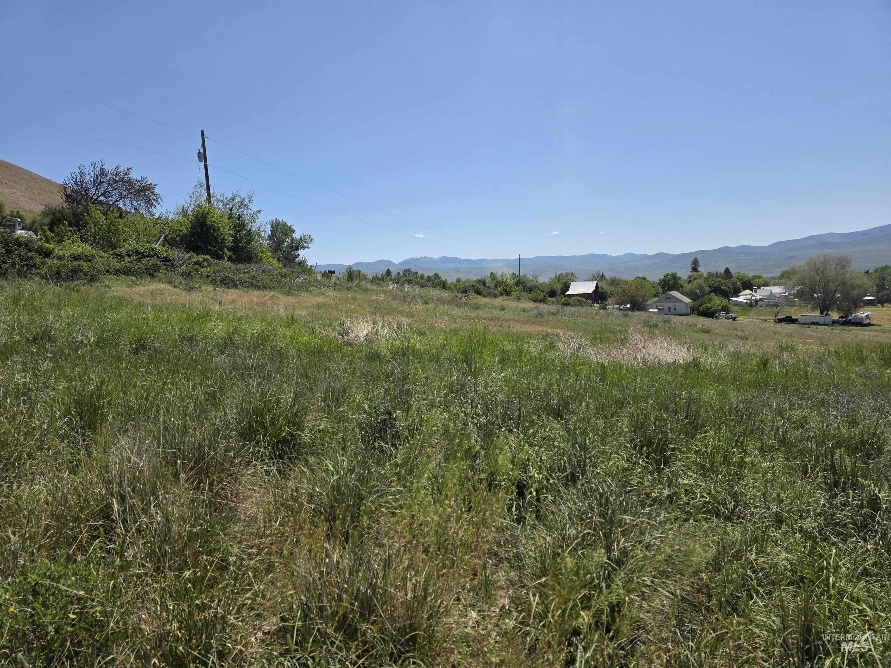 43310 Eagle Creek Rd Property Photo 2