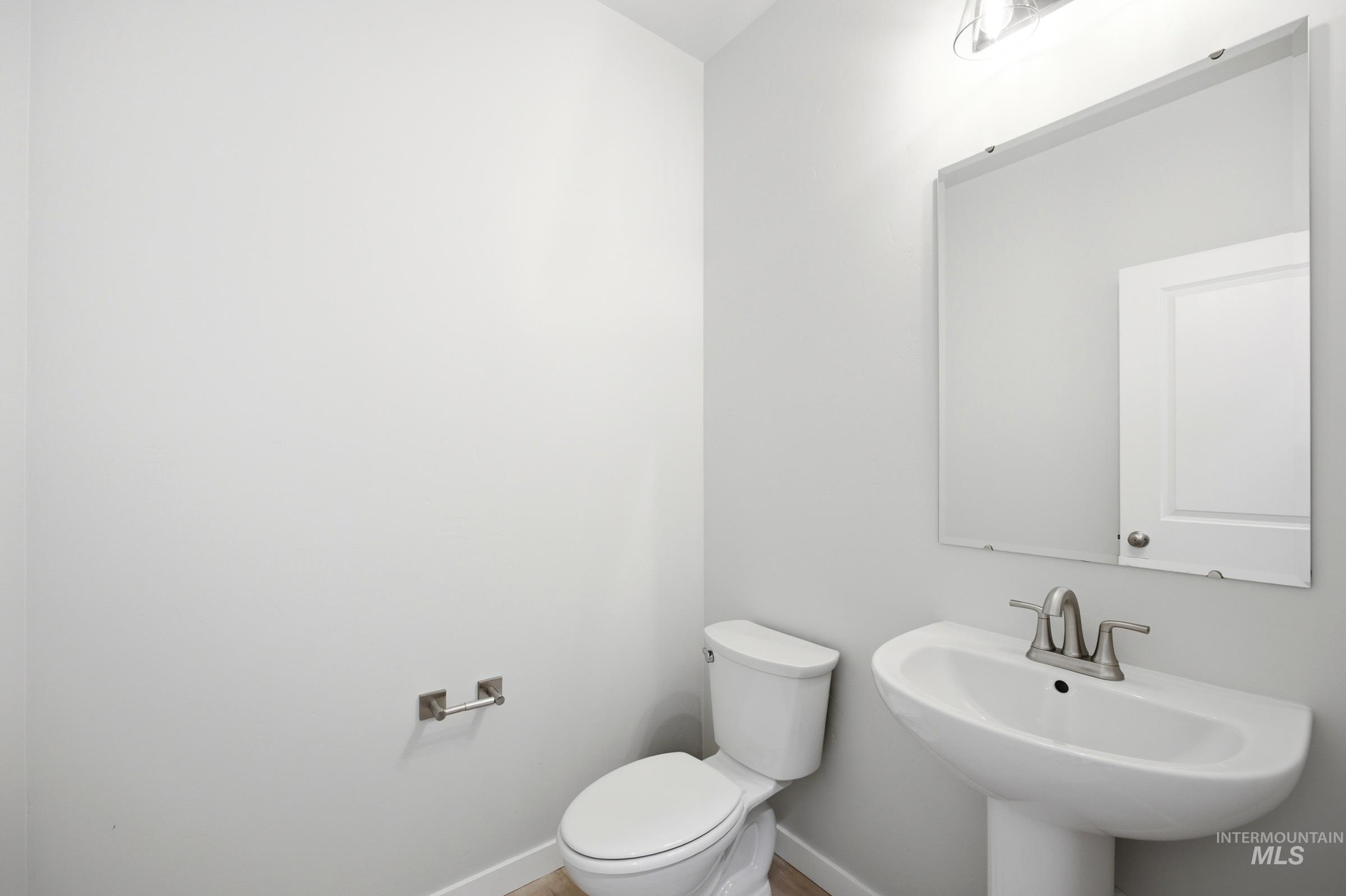 3885 E White Plains St Property Photo 21