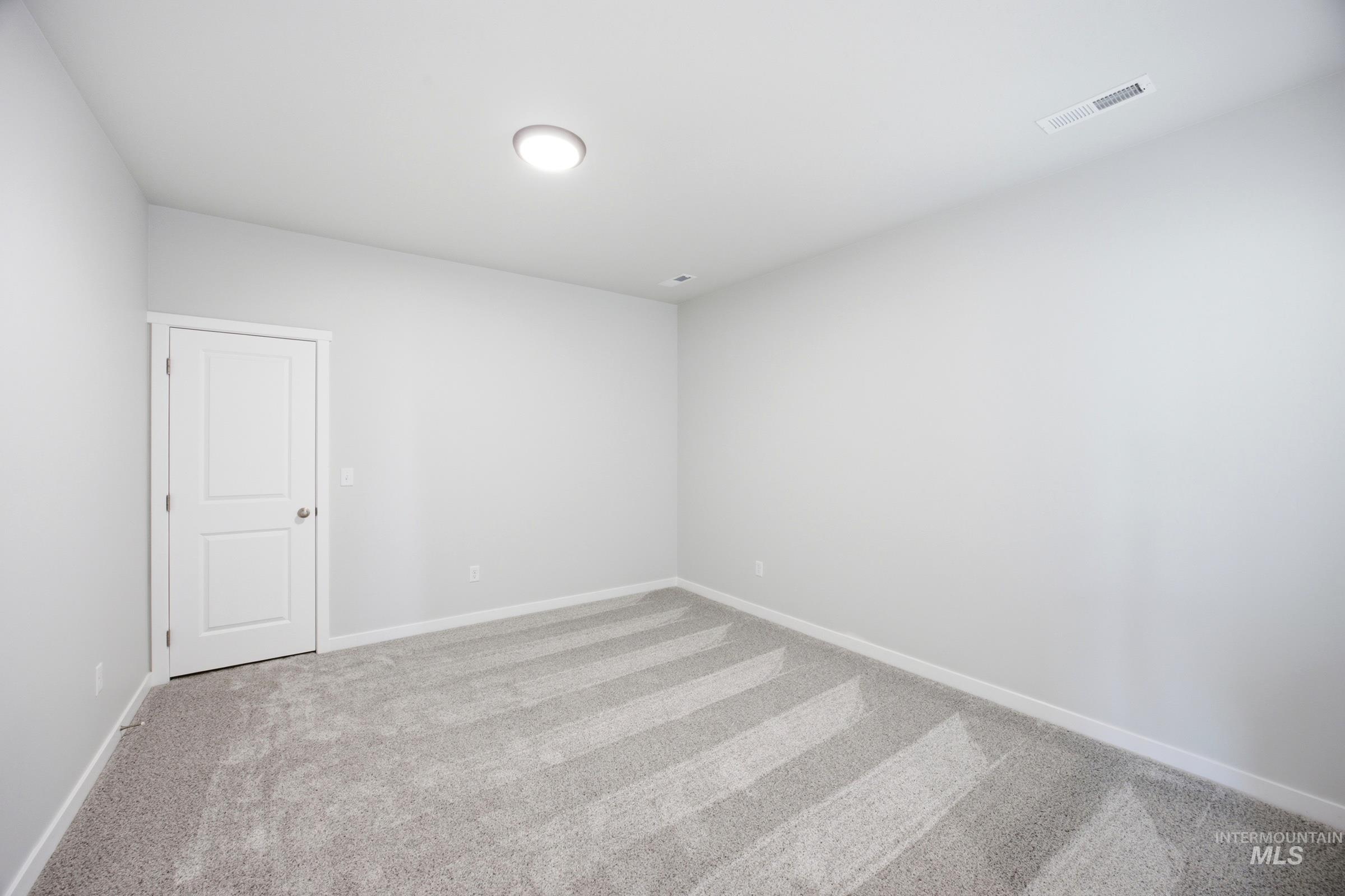 3885 E White Plains St Property Photo 23