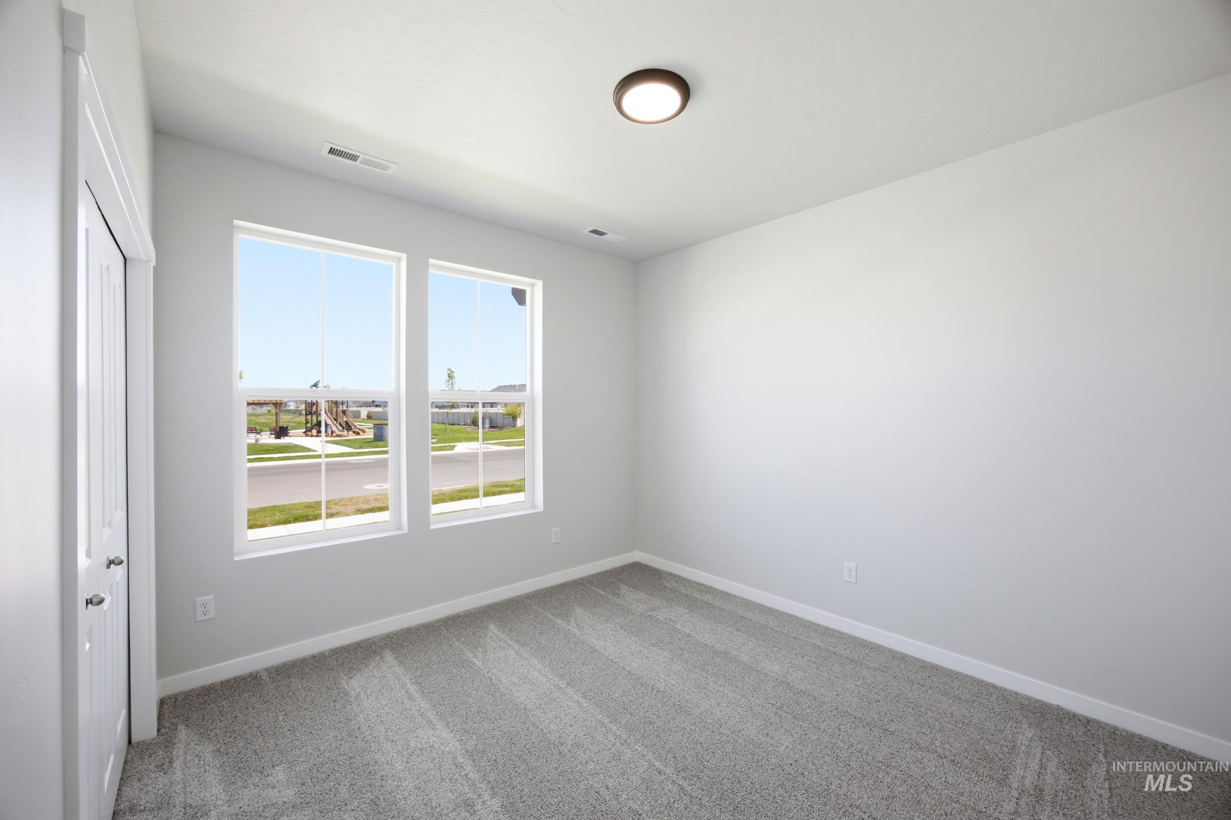 3885 E White Plains St Property Photo 27