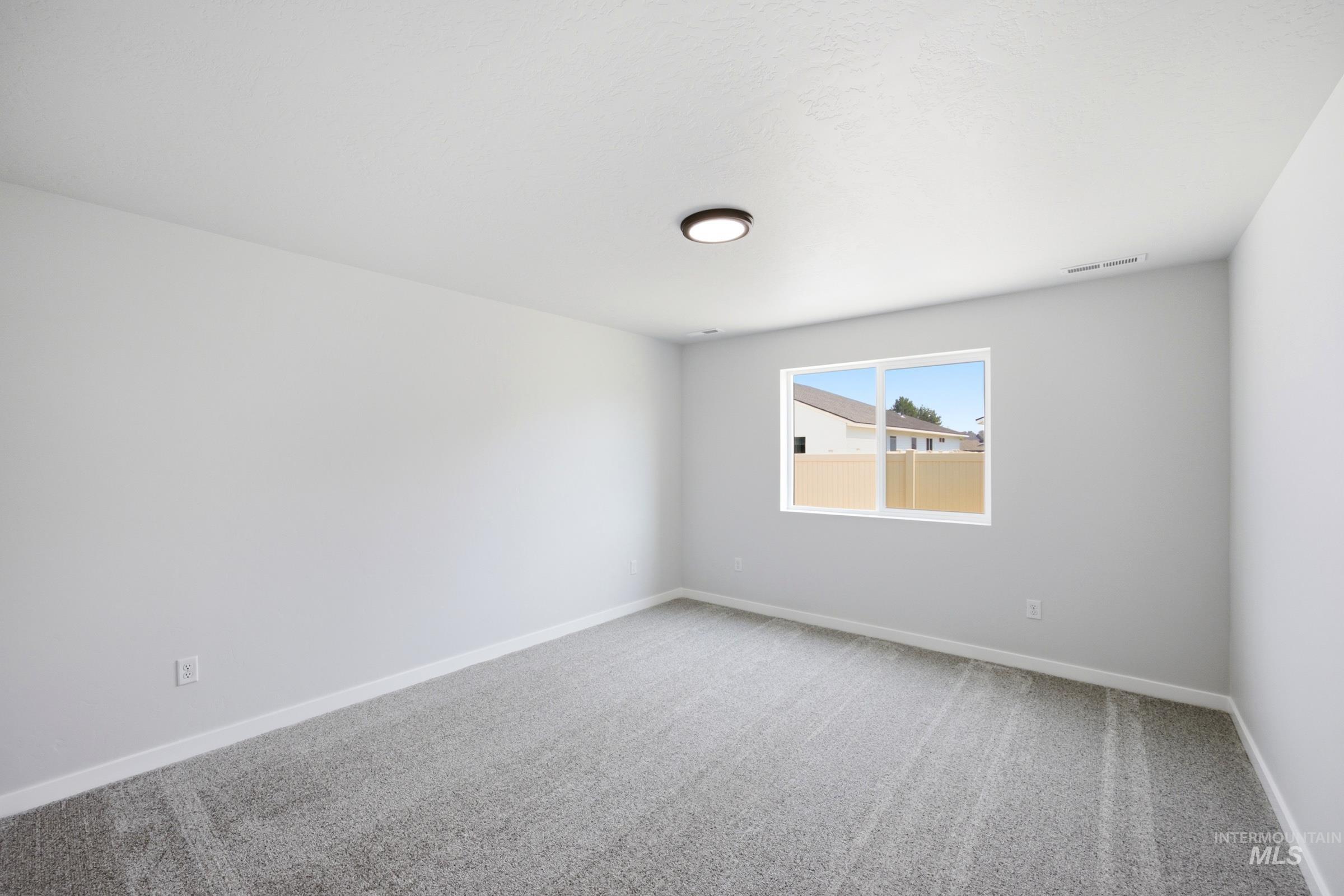 16655 N Shorthorn Lp Property Photo 9