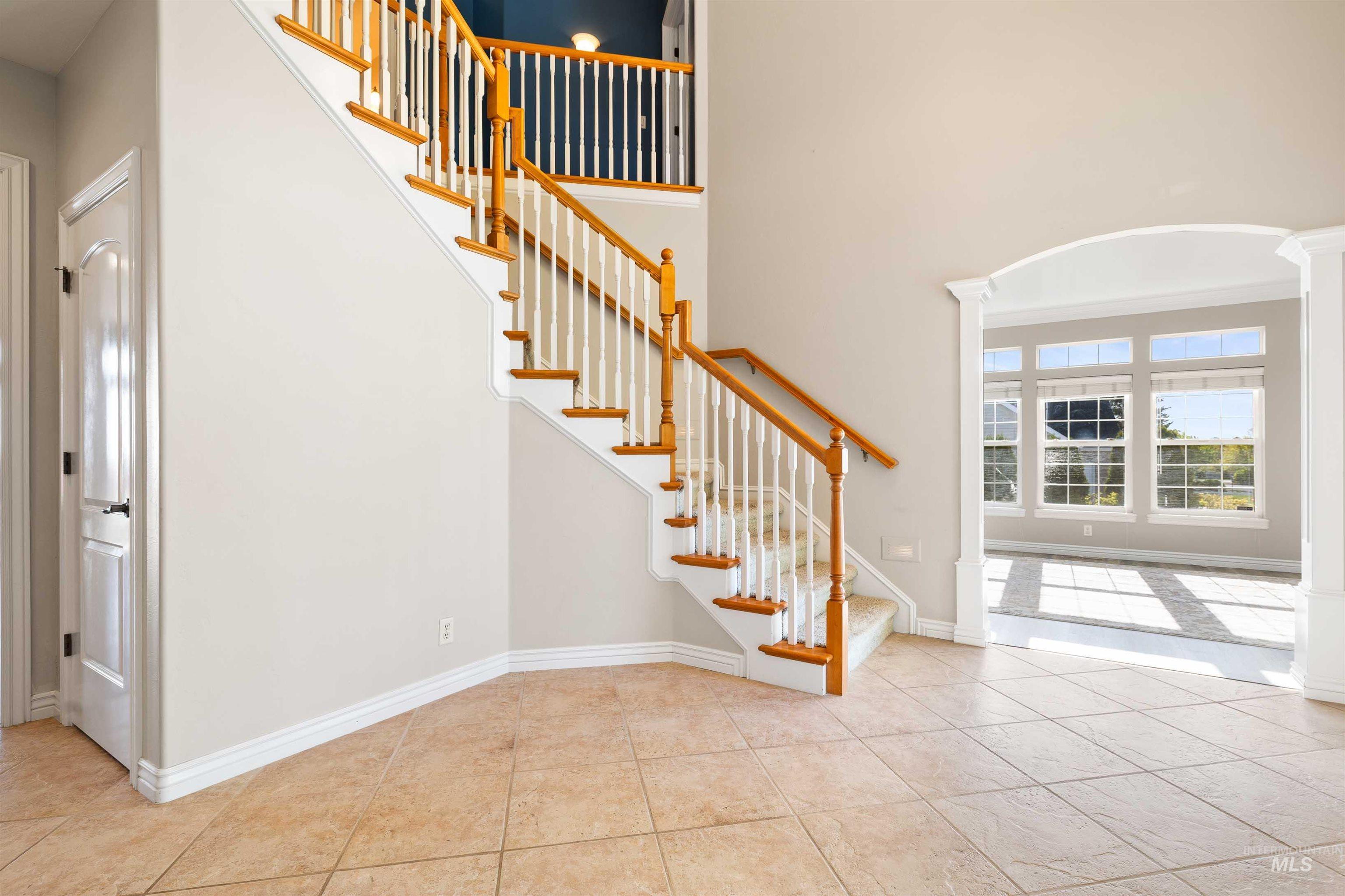 2522 E 3719 N Property Photo 4