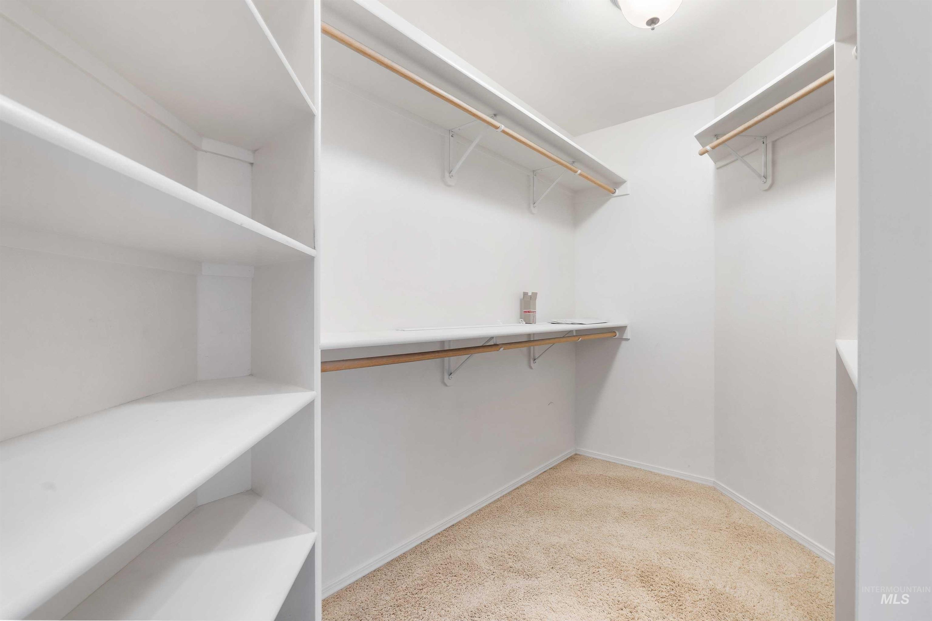2522 E 3719 N Property Photo 19