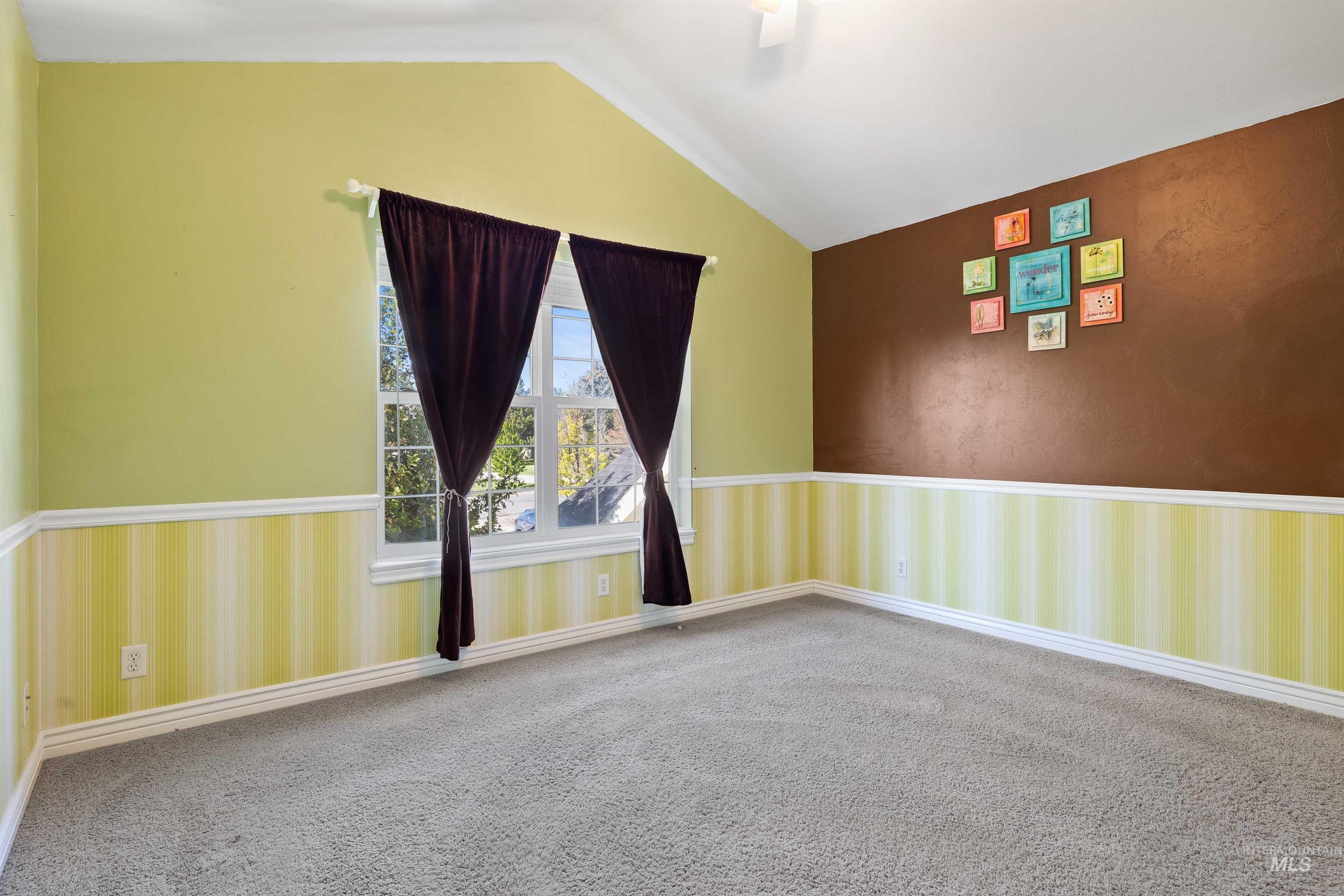 2522 E 3719 N Property Photo 21