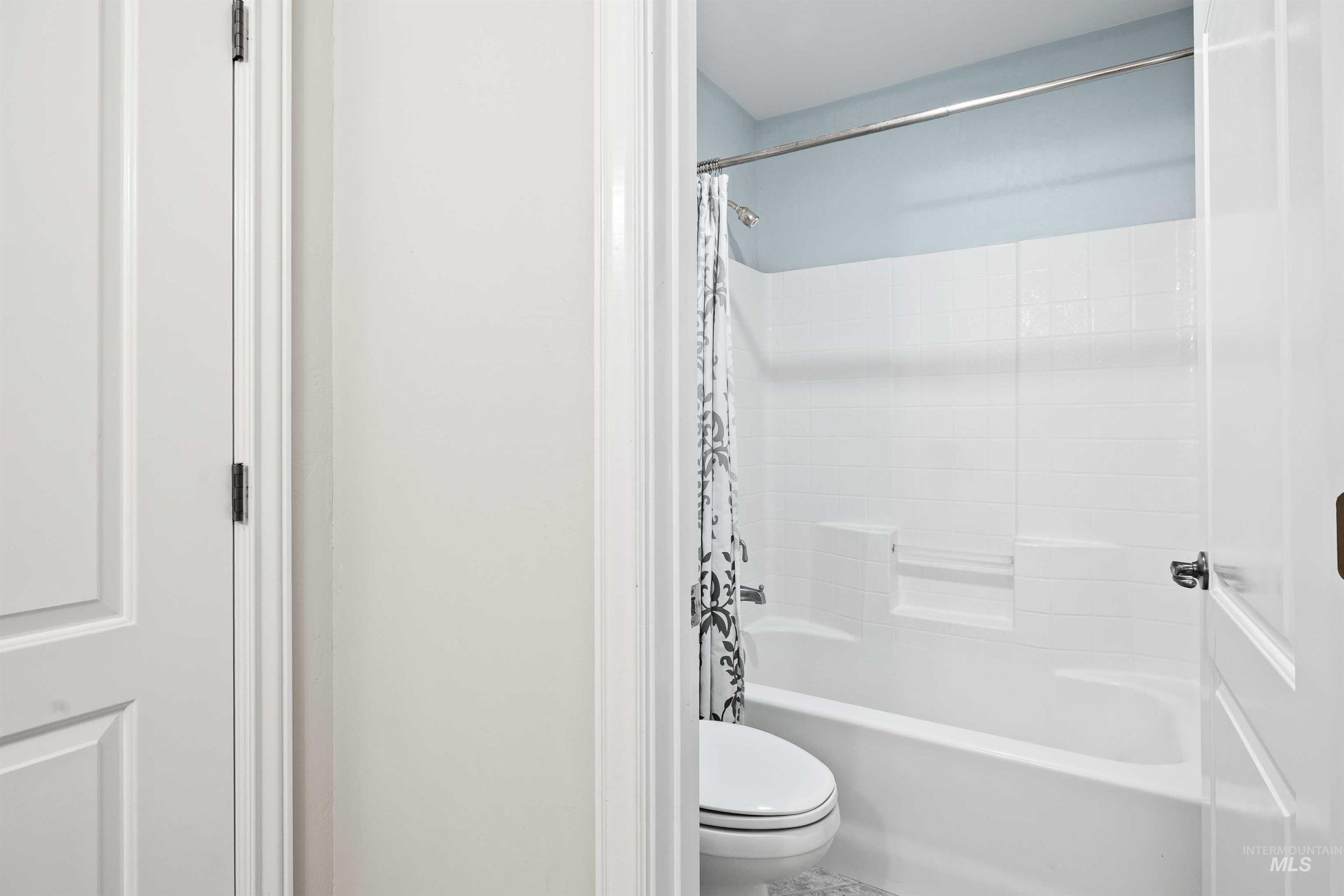 2522 E 3719 N Property Photo 28