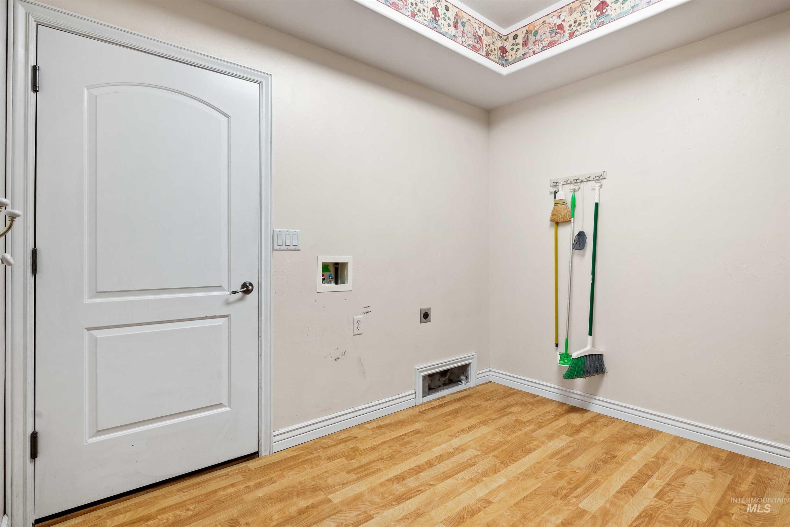 2522 E 3719 N Property Photo 31