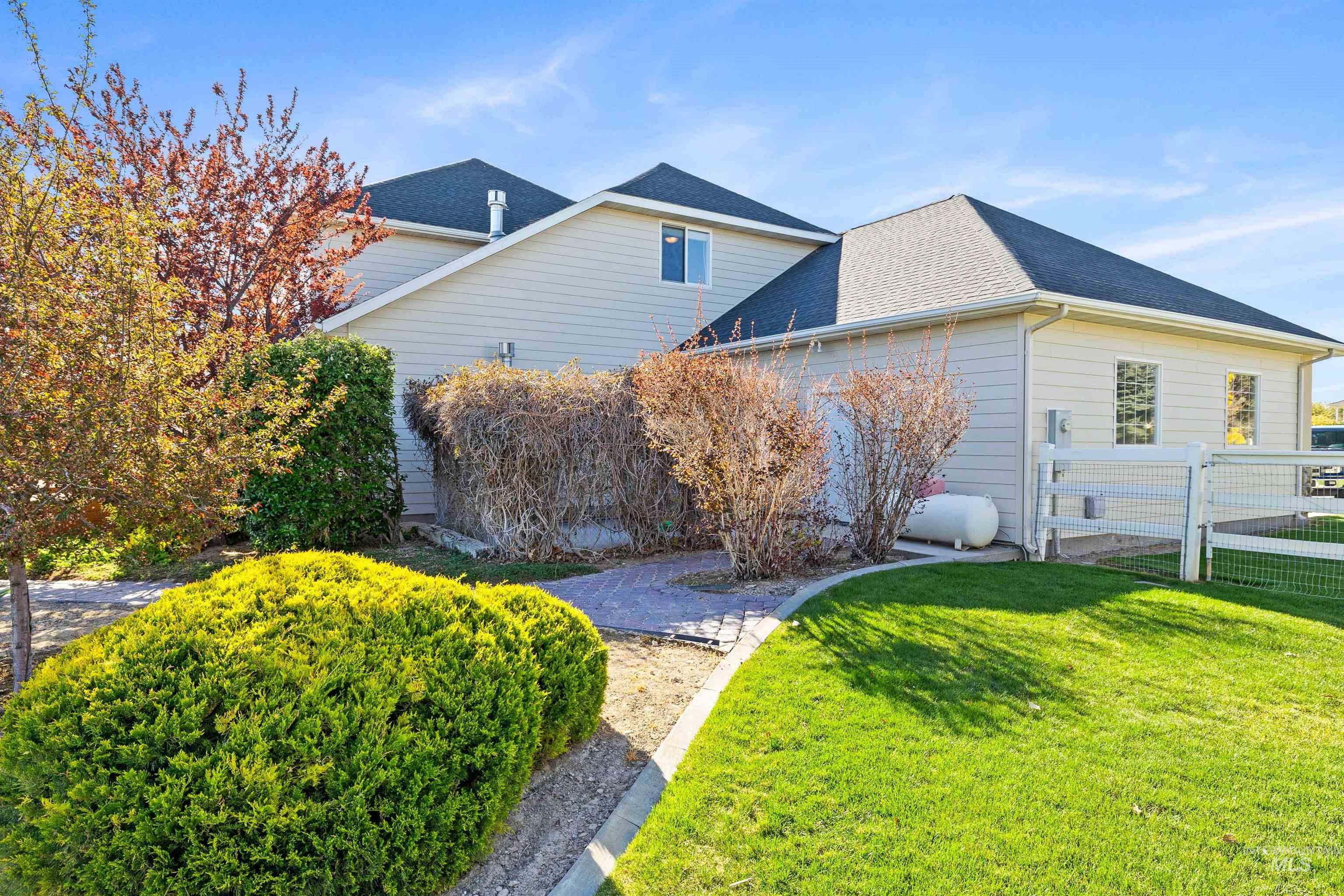 2522 E 3719 N Property Photo 36