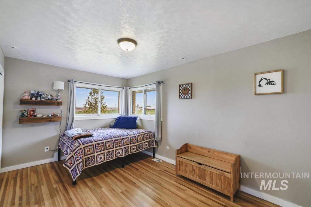 294 S 100 W Property Photo 12