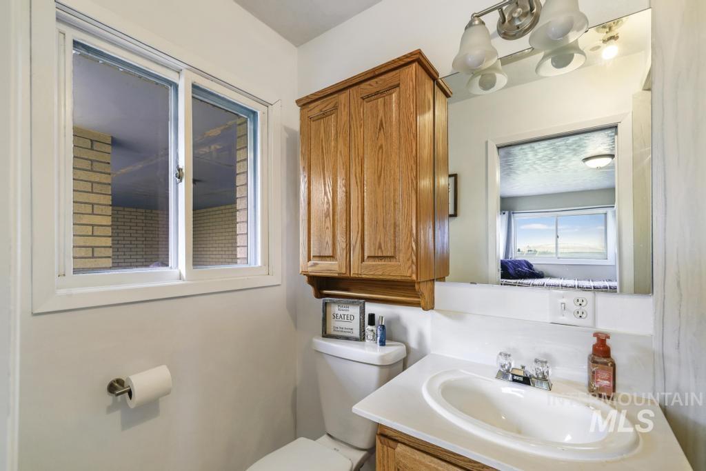294 S 100 W Property Photo 14