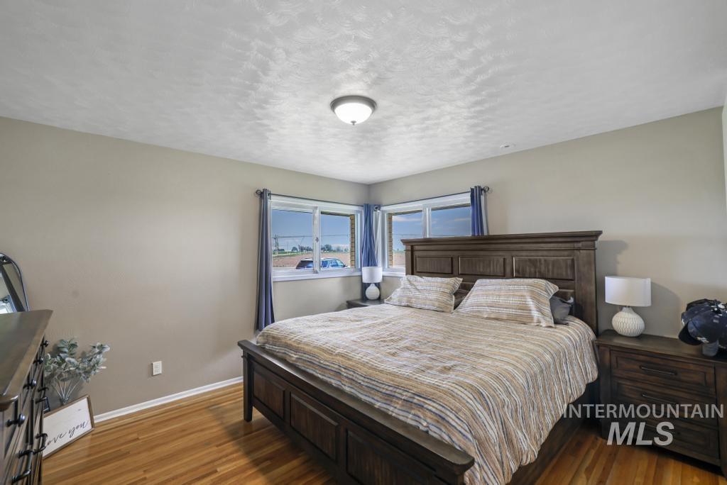 294 S 100 W Property Photo 15