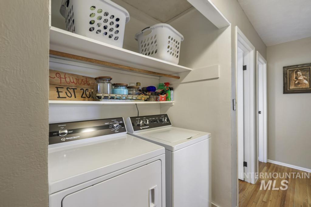 294 S 100 W Property Photo 26