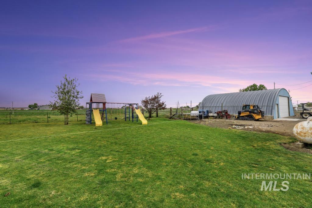 294 S 100 W Property Photo 31