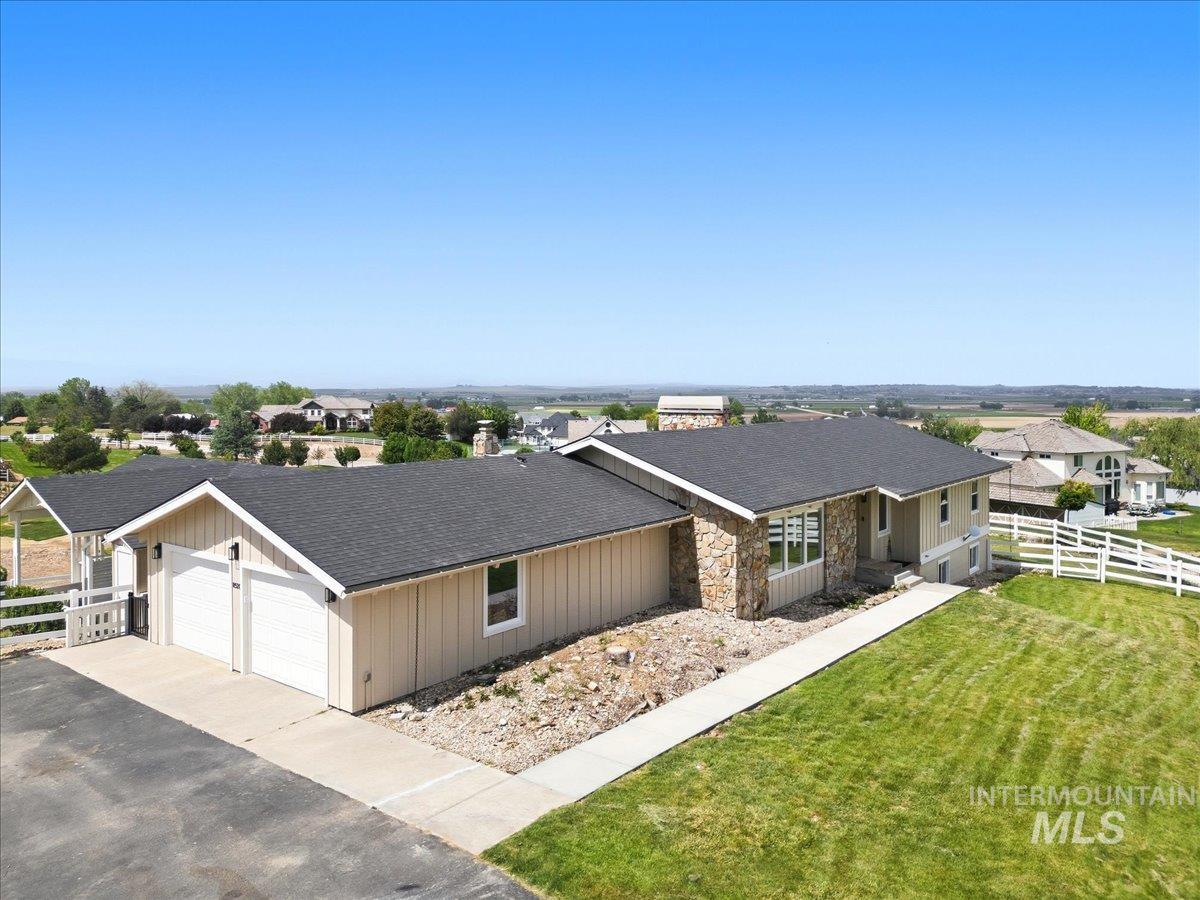 8520 Elkhorn Ln Property Photo 5