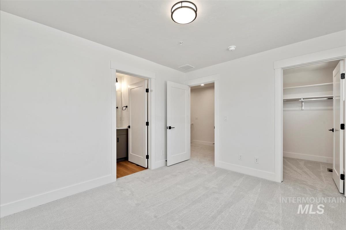 1701 S Federal Way Property Photo 28