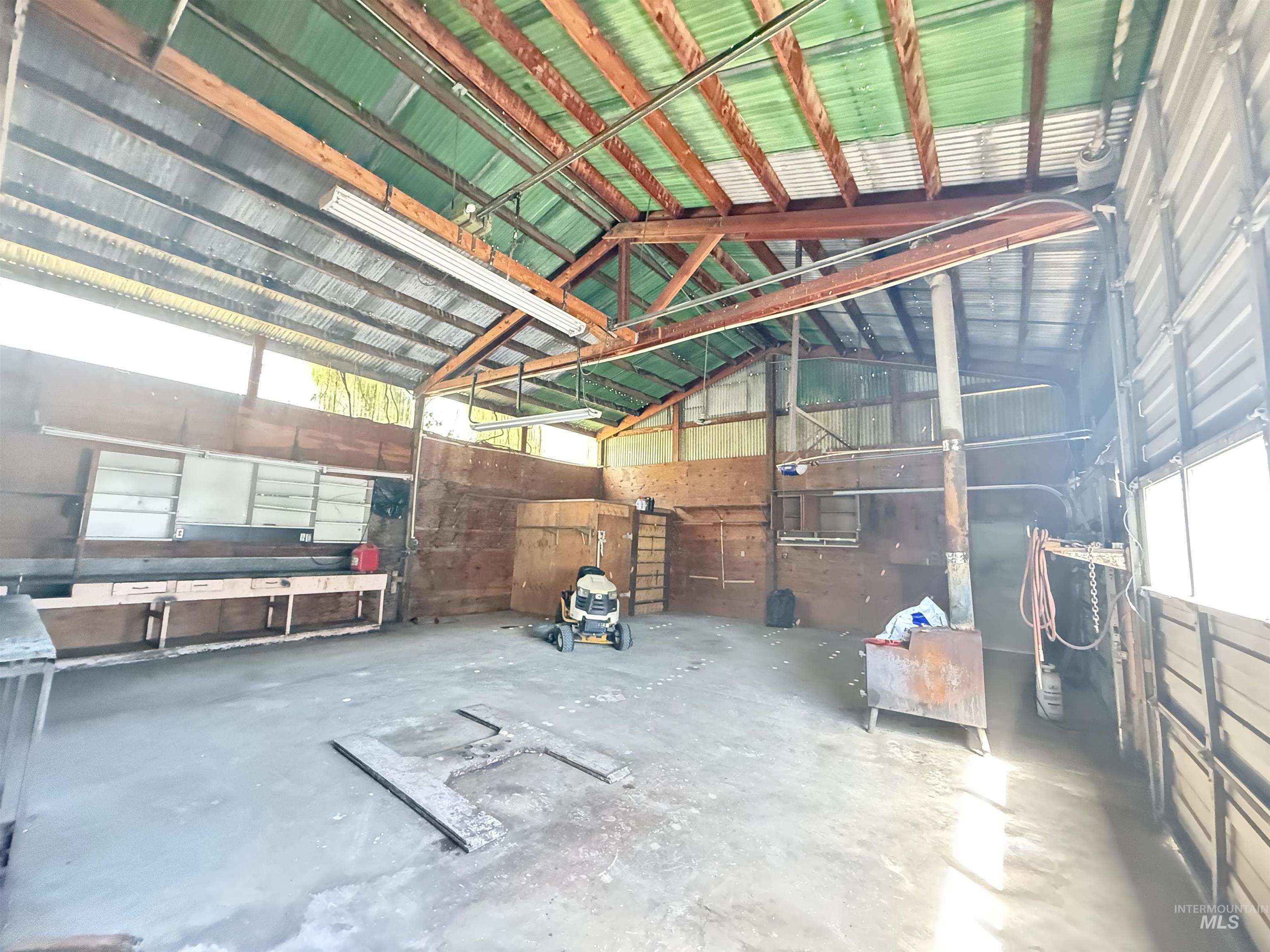 2042 13th Street Property Photo 13