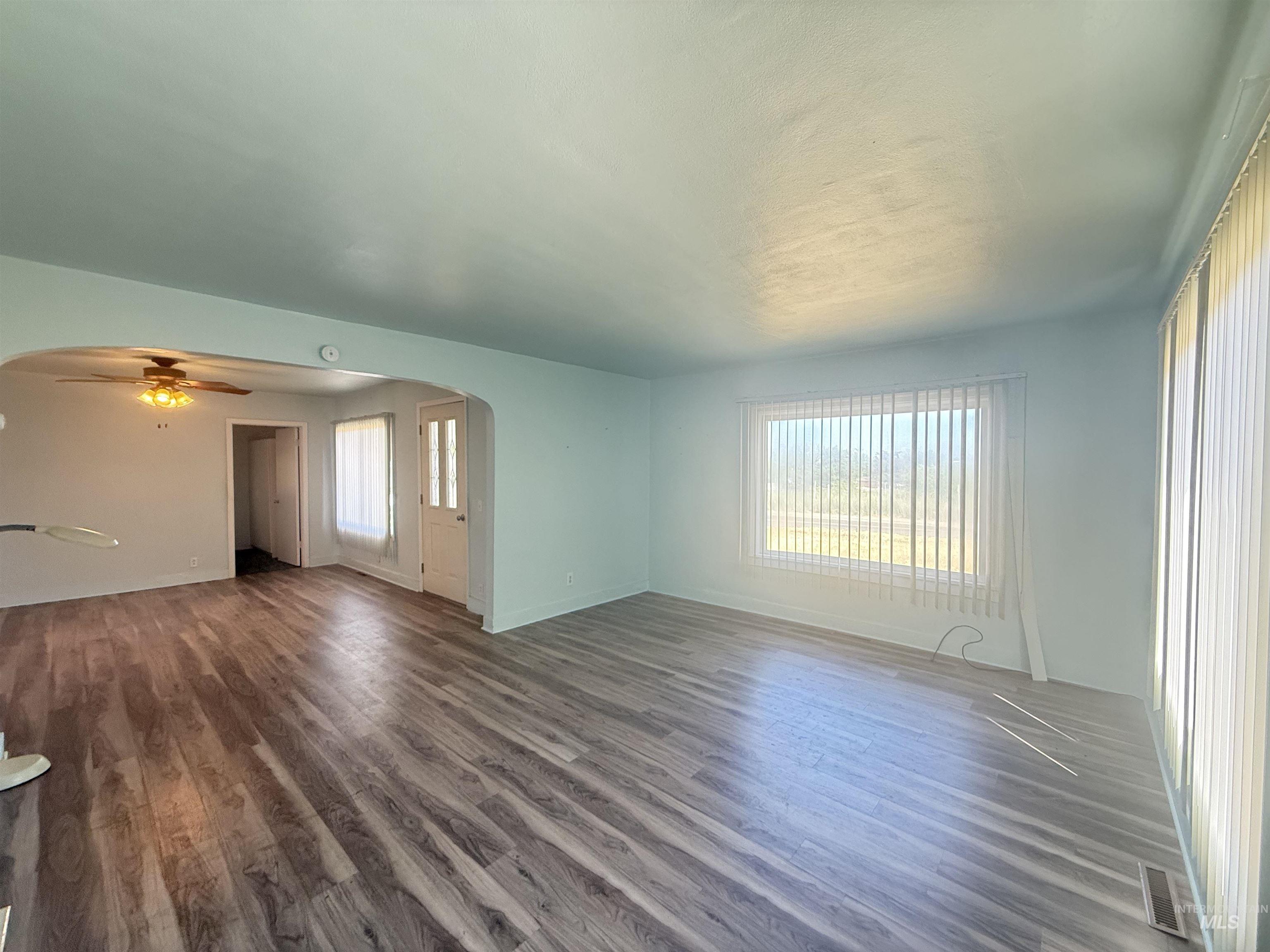 2042 13th Street Property Photo 22