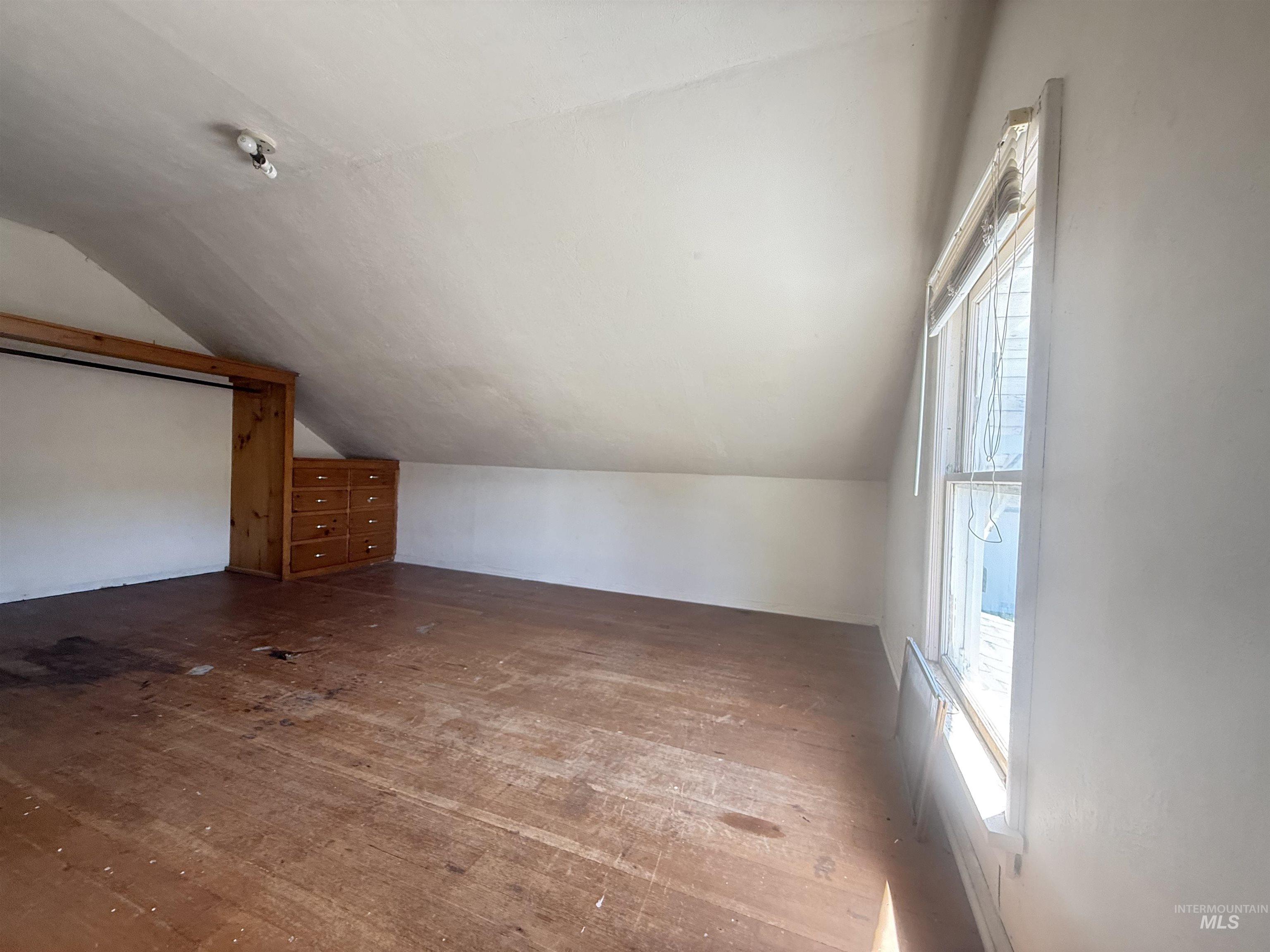 2042 13th Street Property Photo 24