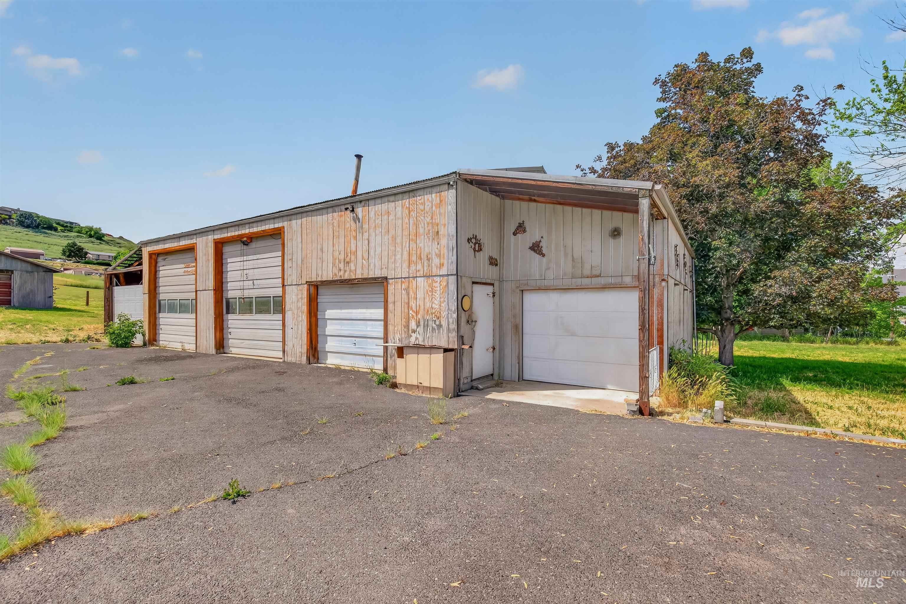 2042 13th Street Property Photo 30