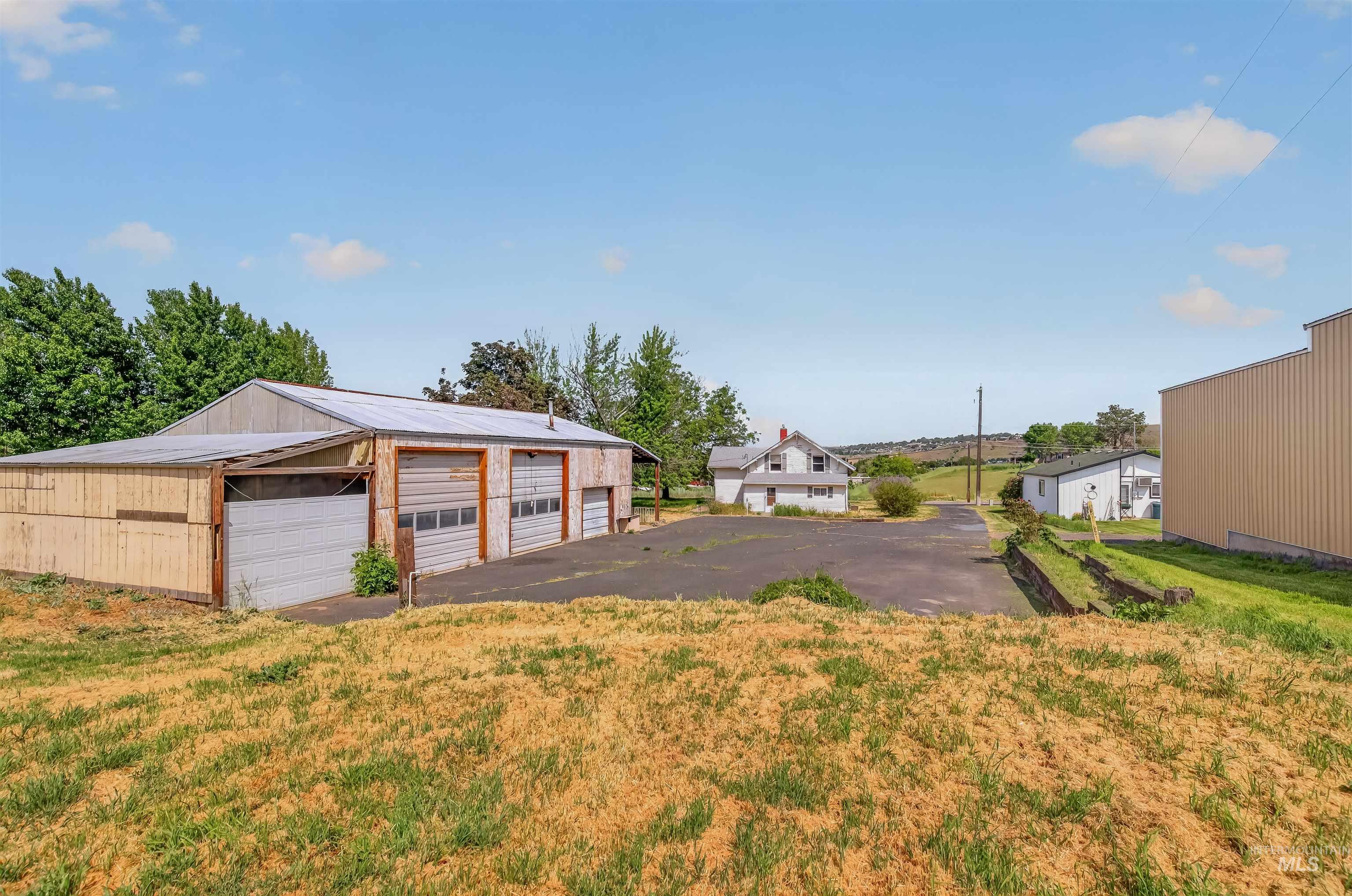 2042 13th Street Property Photo 36