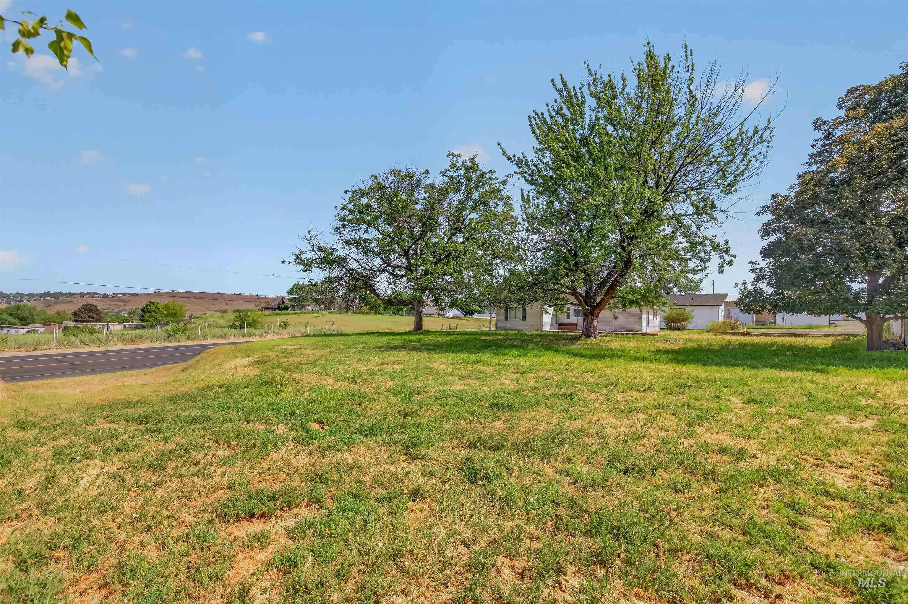 2042 13th Street Property Photo 38