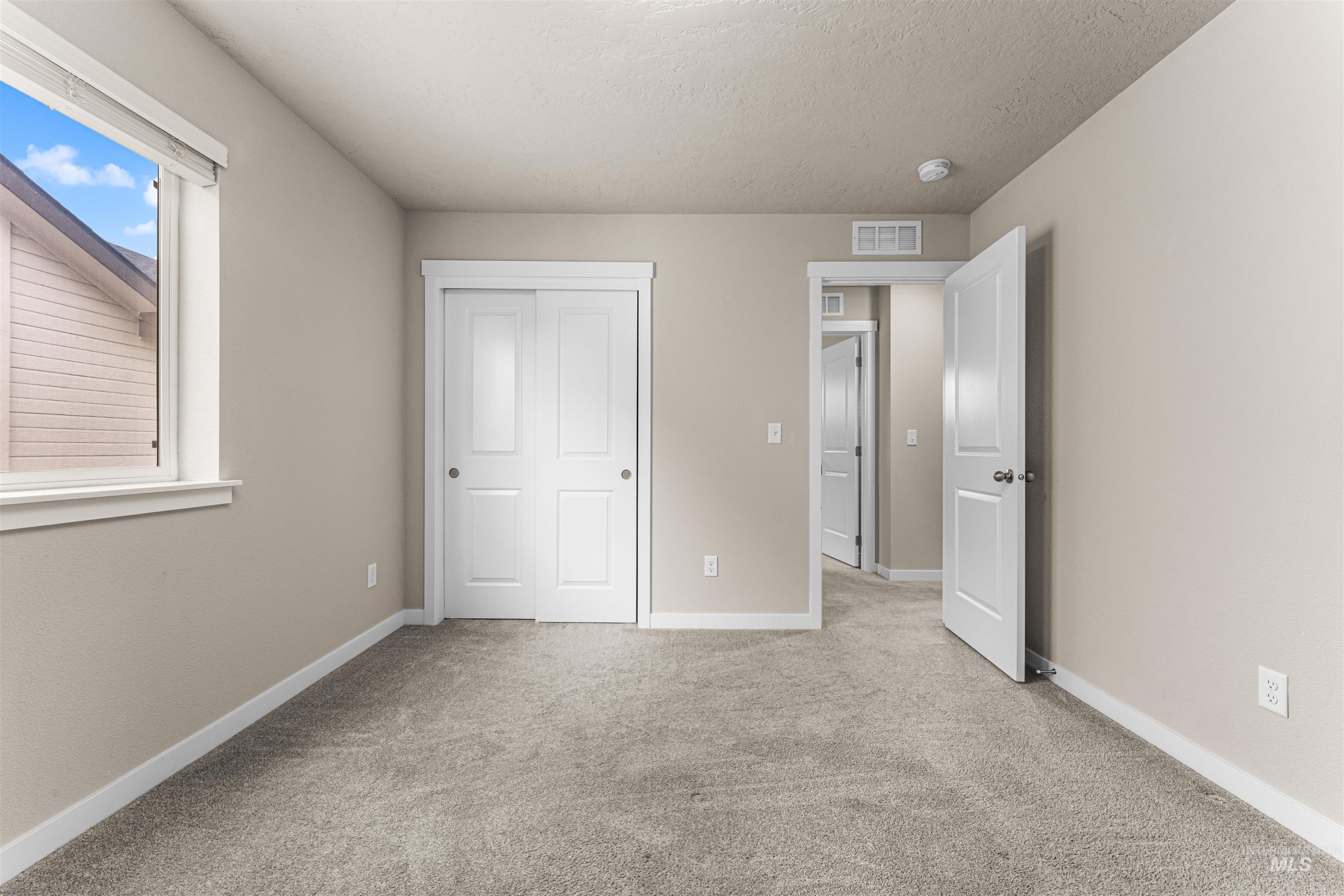 17817 Sunset Ridge Ave. Property Photo 33