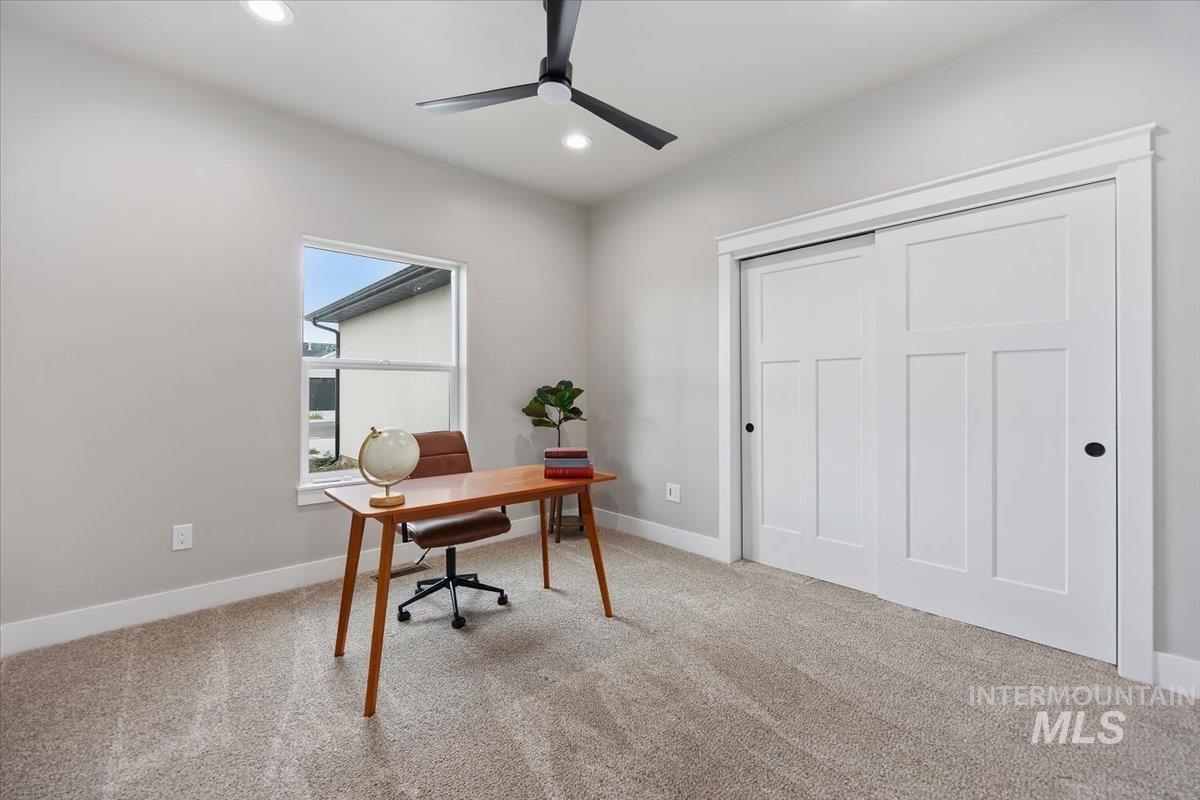 1119 Sage Property Photo 11