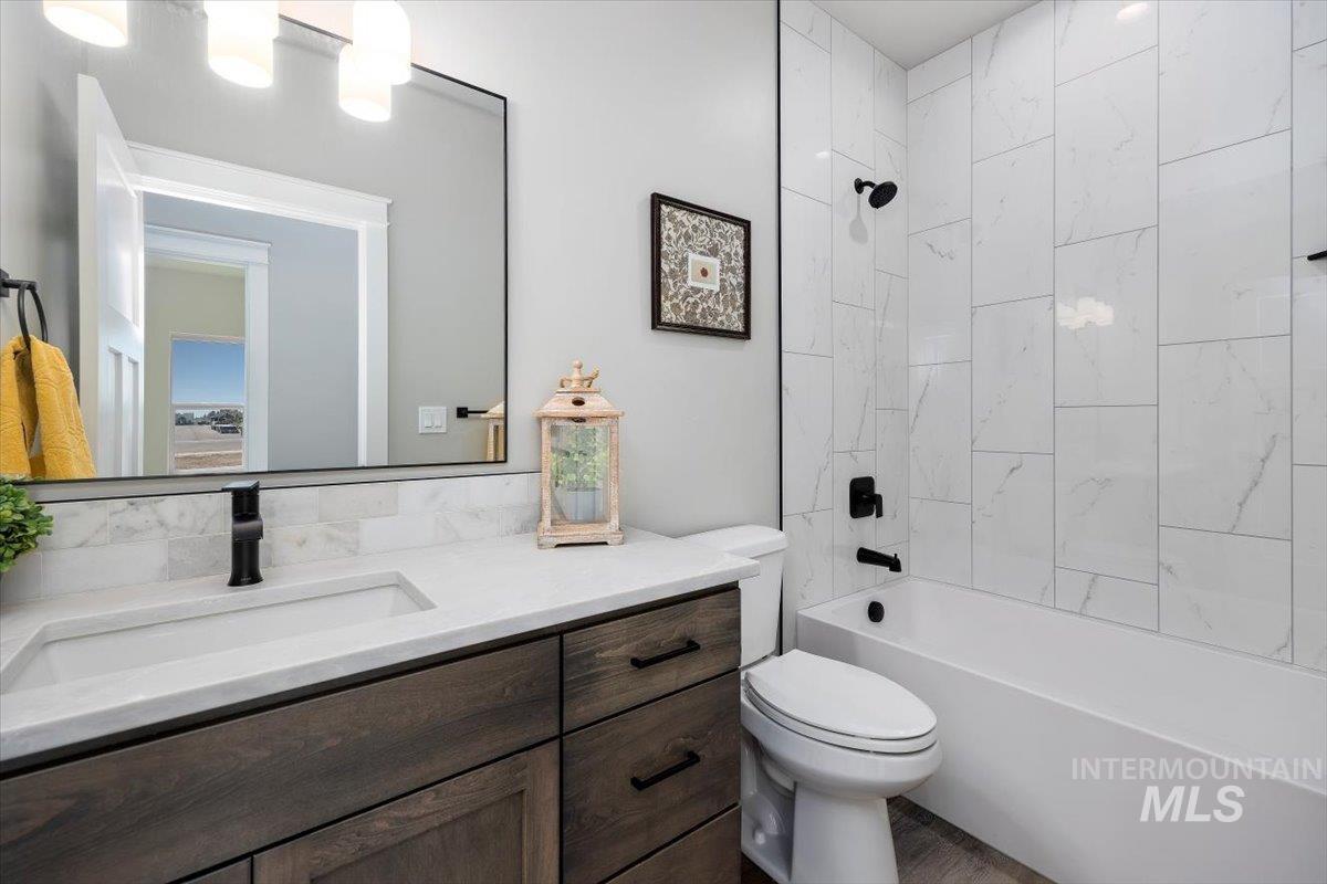 1121 Moss Property Photo 30