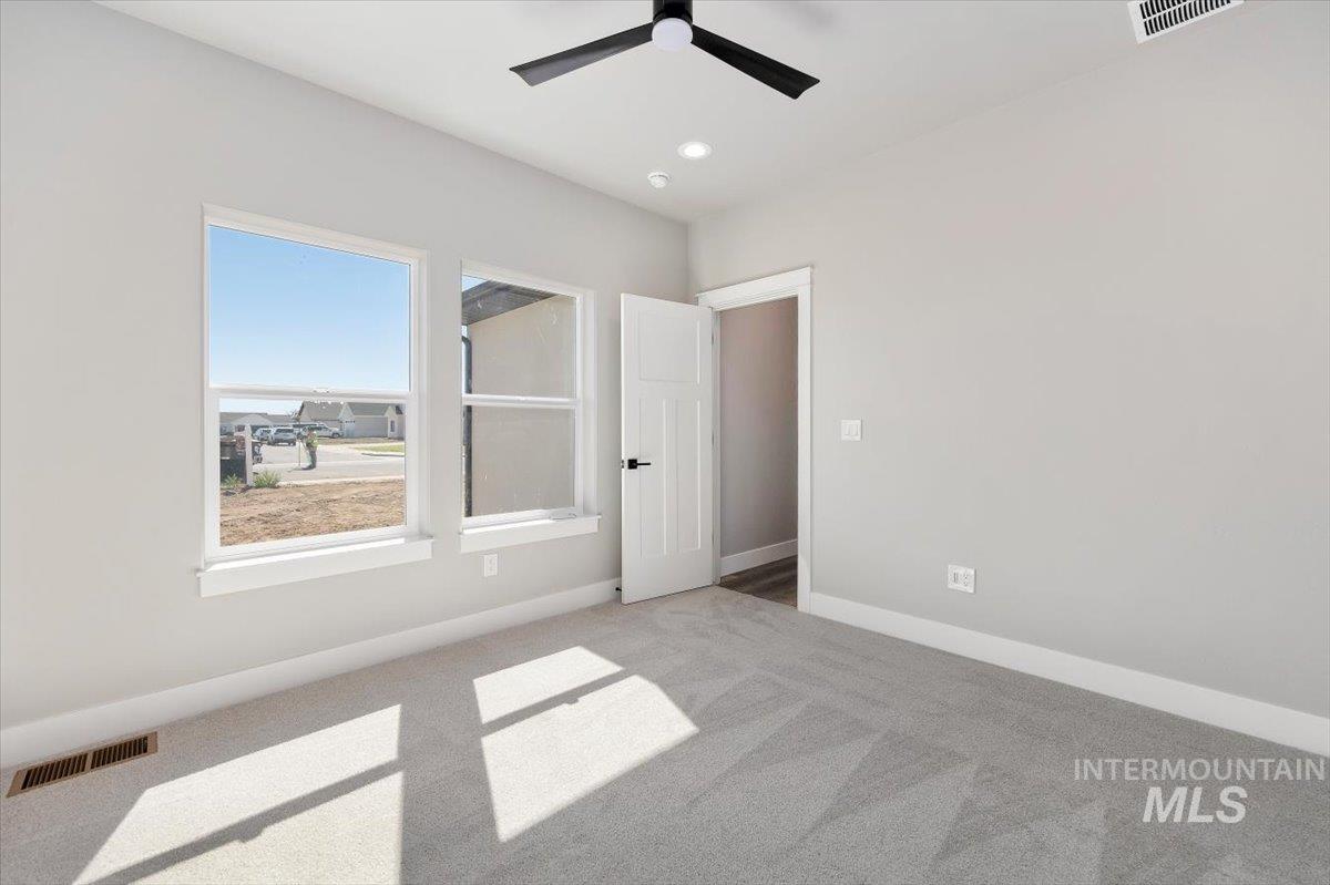 1121 Moss Property Photo 32