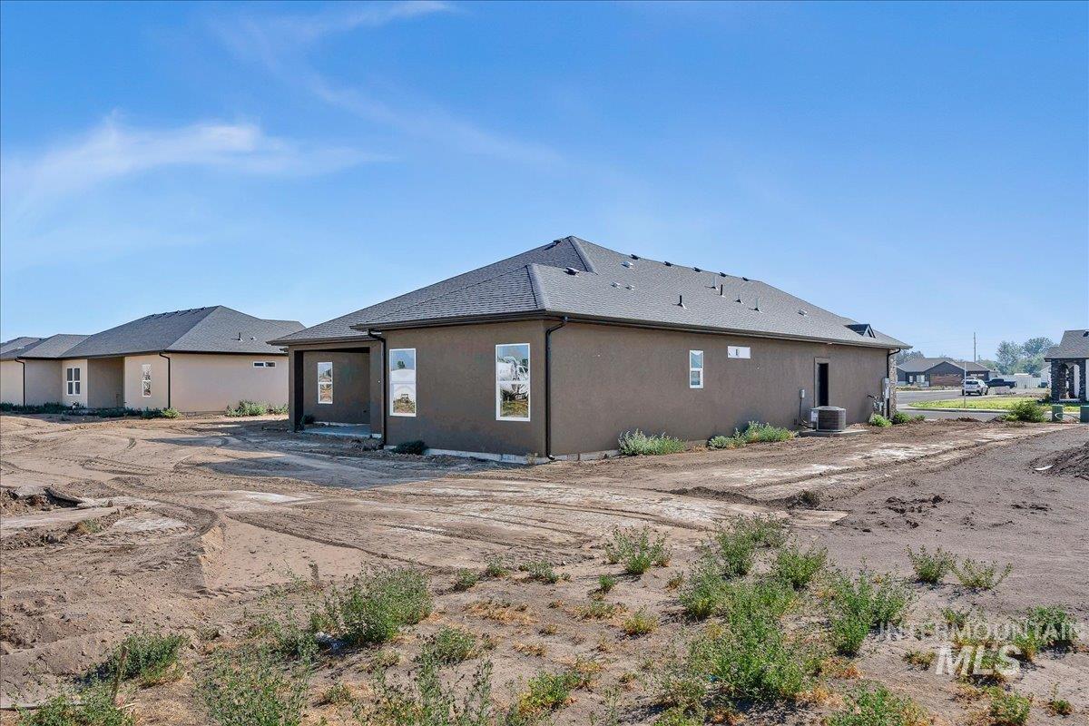 1121 Moss Property Photo 34
