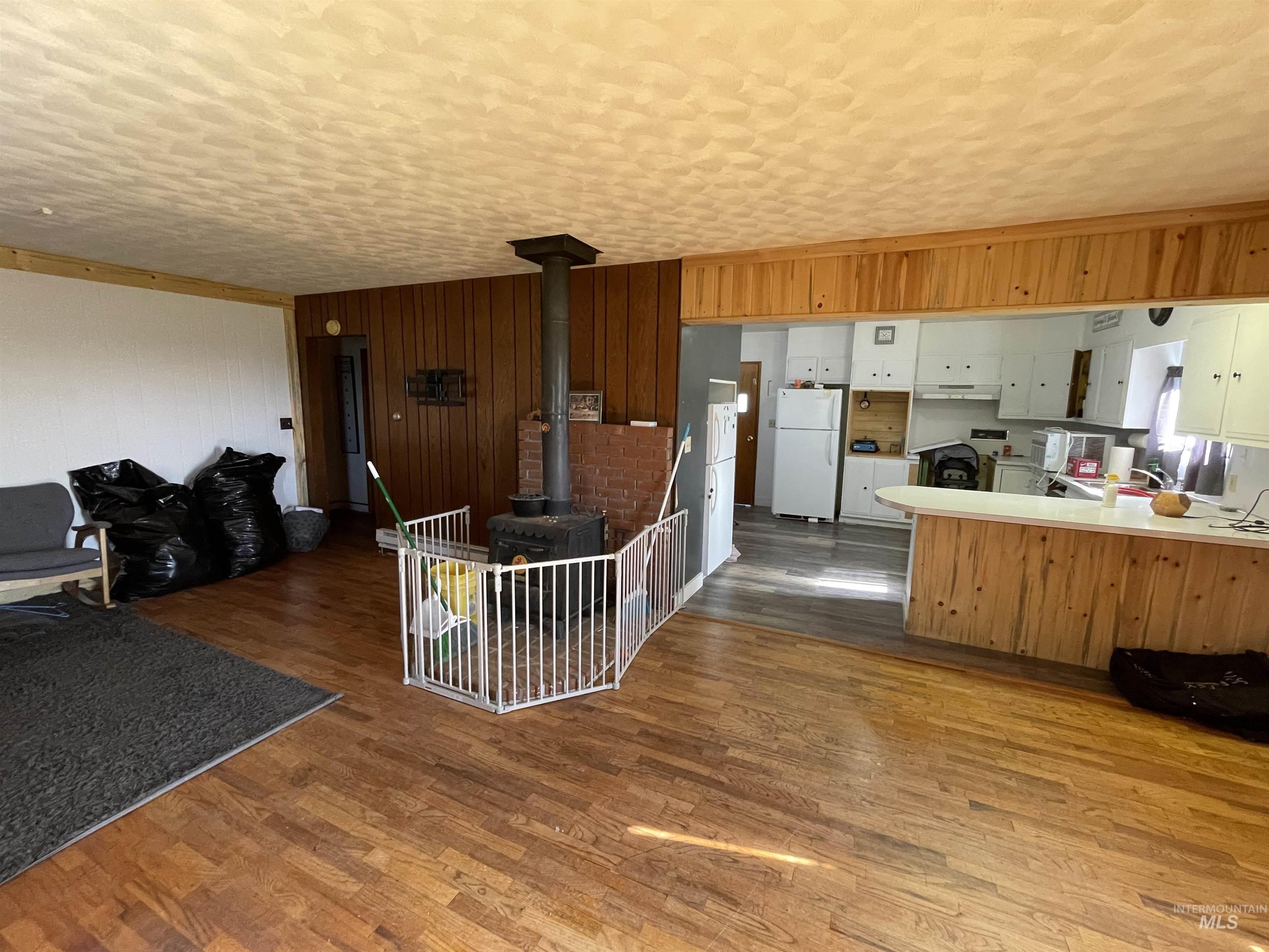 3201 Darby Property Photo 6
