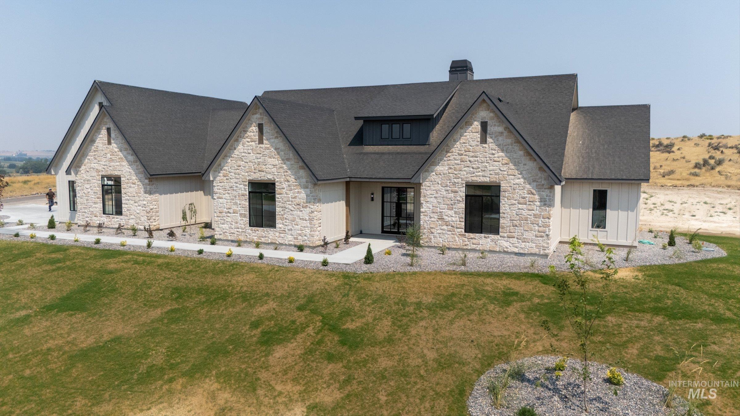 27502 Commerce Comet Way Property Photo 41