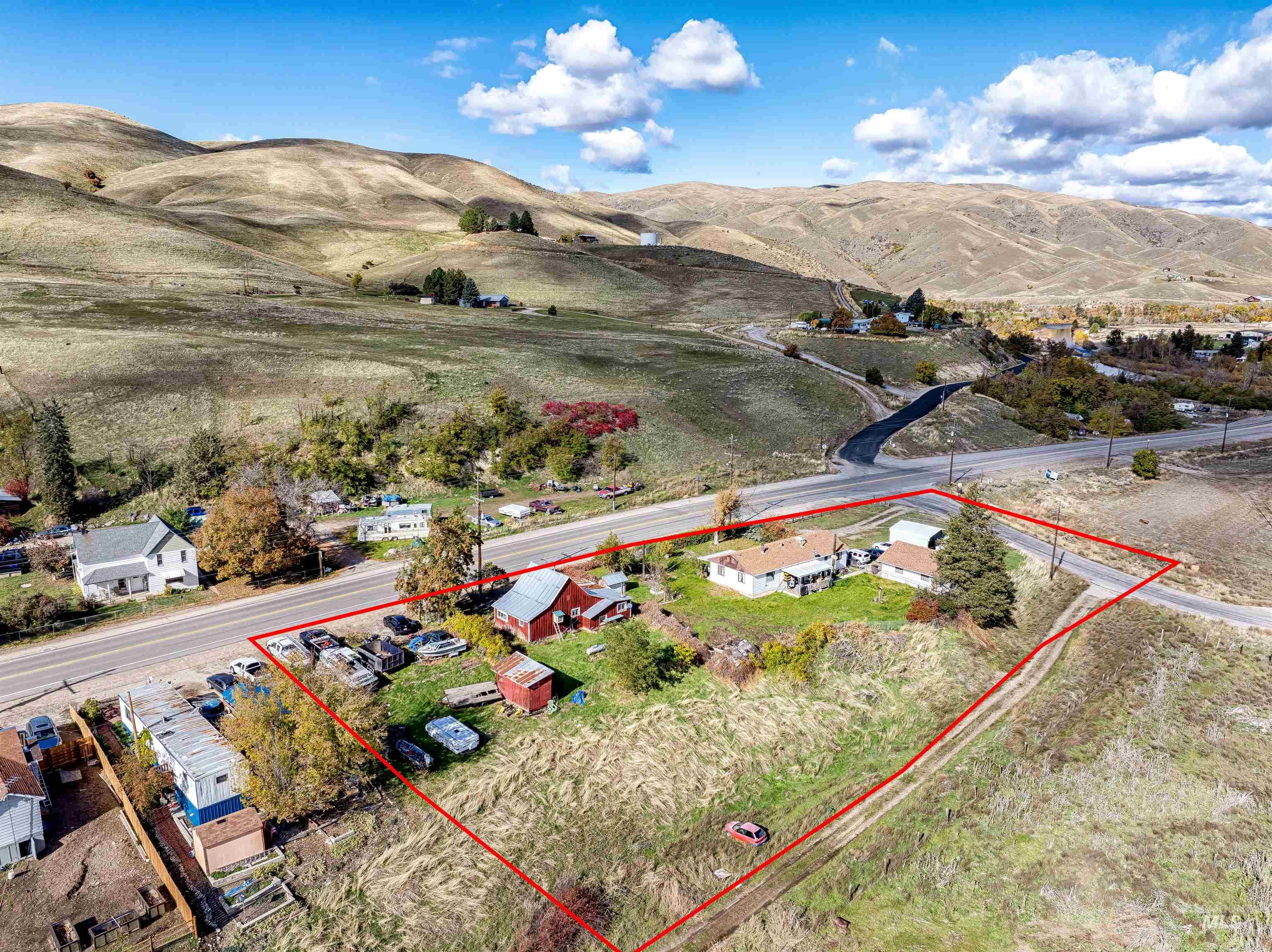 355 & 359 Highway 55 Property Photo 5
