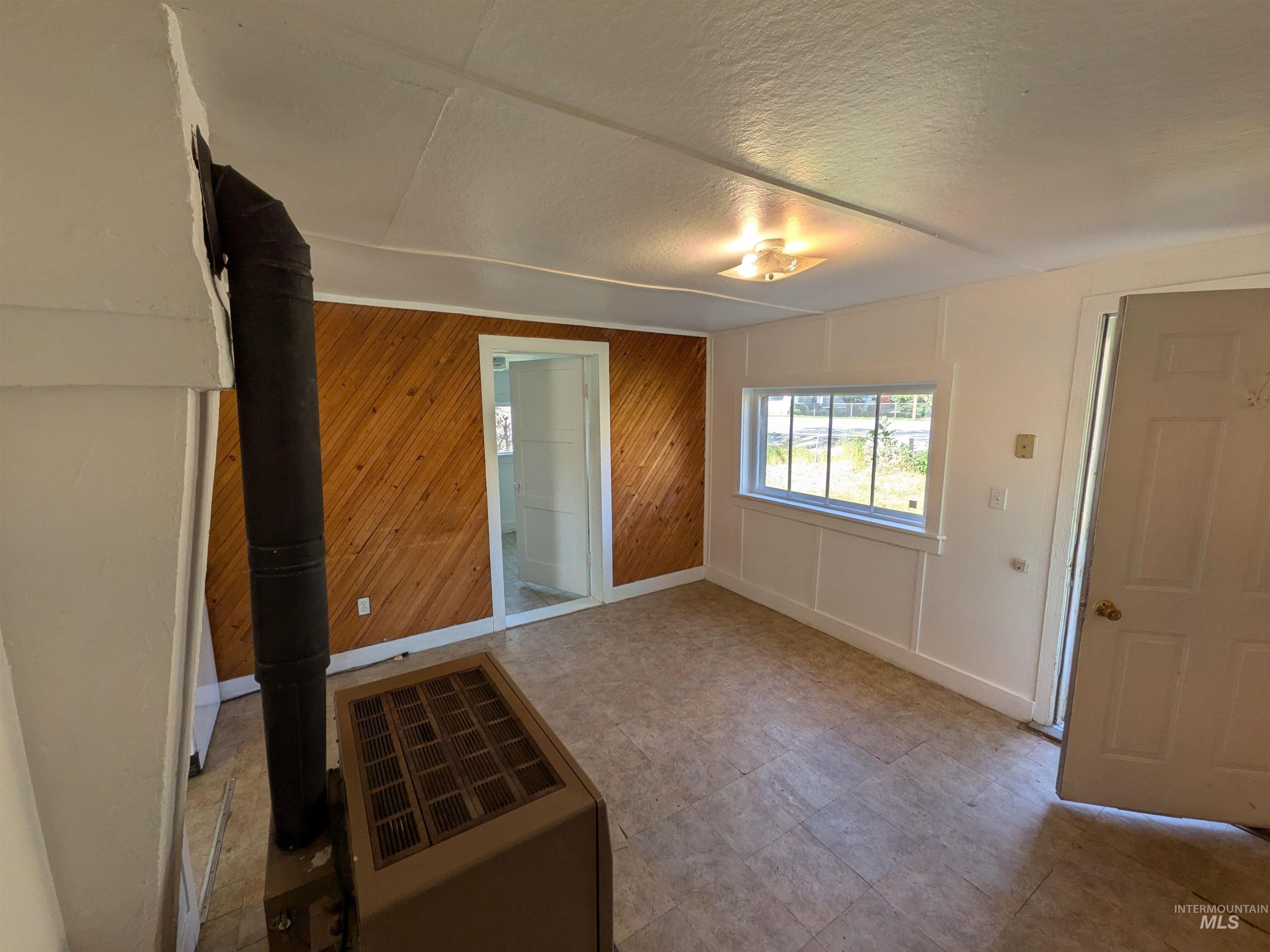355 & 359 Highway 55 Property Photo 13
