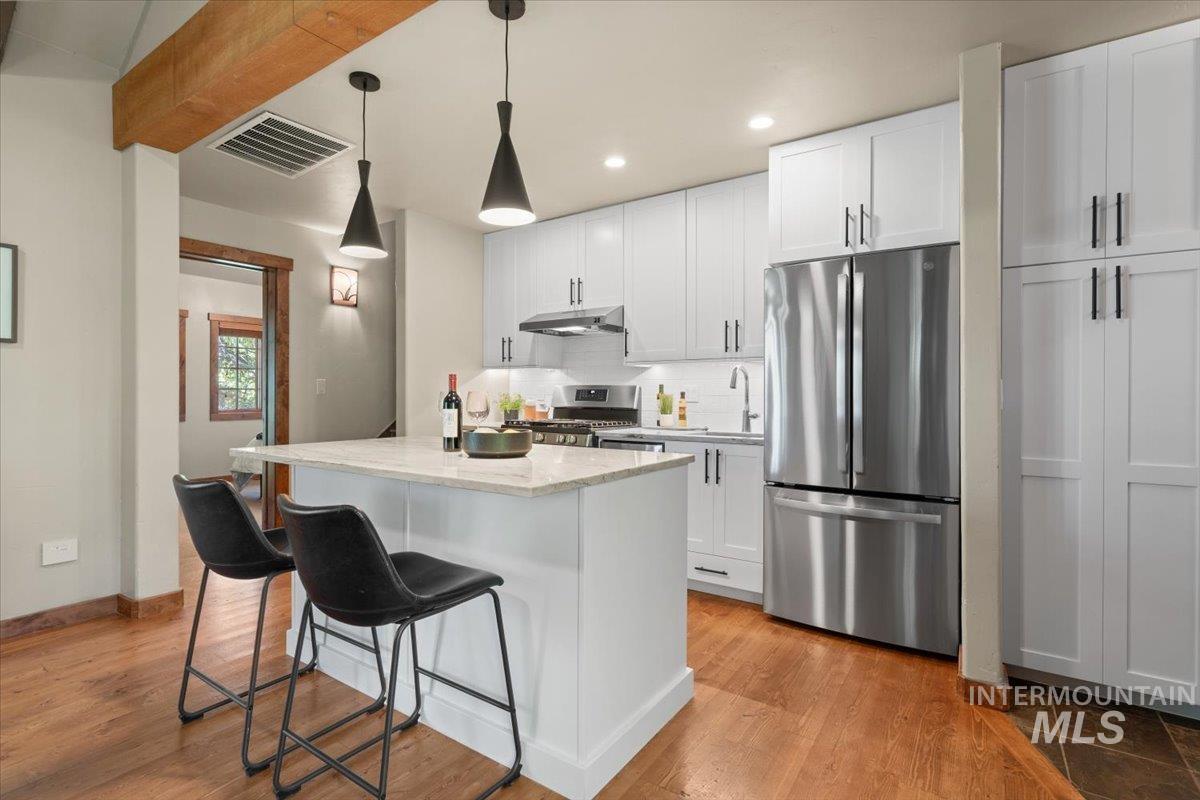 7 Rock Creek Ct. Property Photo 8