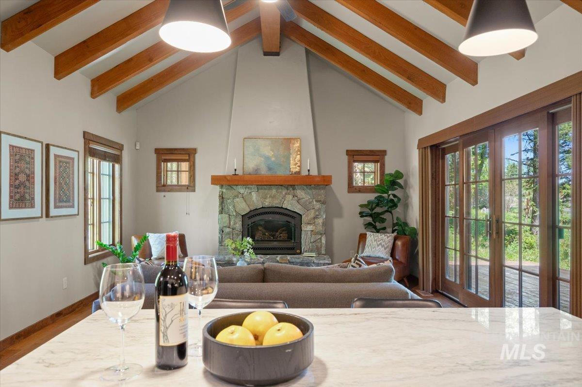 7 Rock Creek Ct. Property Photo 13