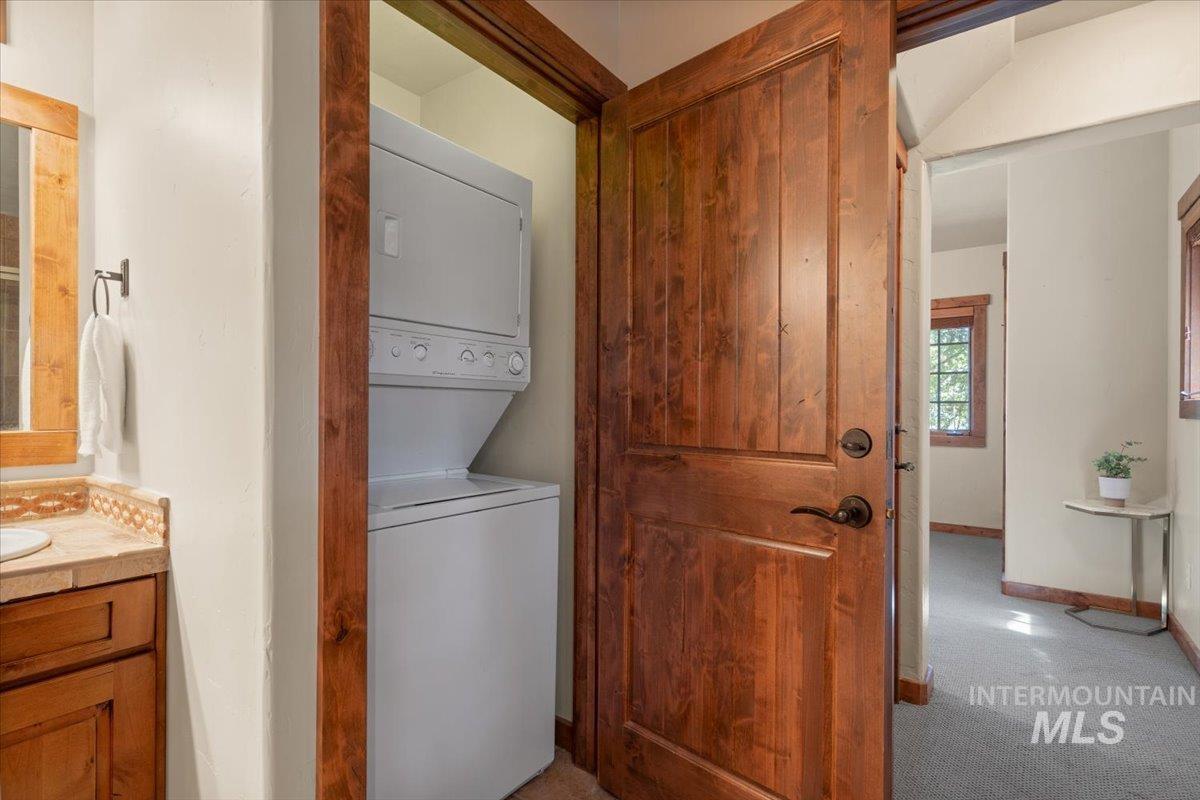 7 Rock Creek Ct. Property Photo 26