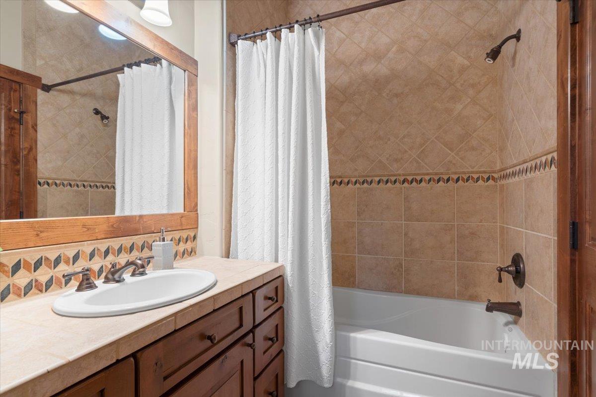 7 Rock Creek Ct. Property Photo 31