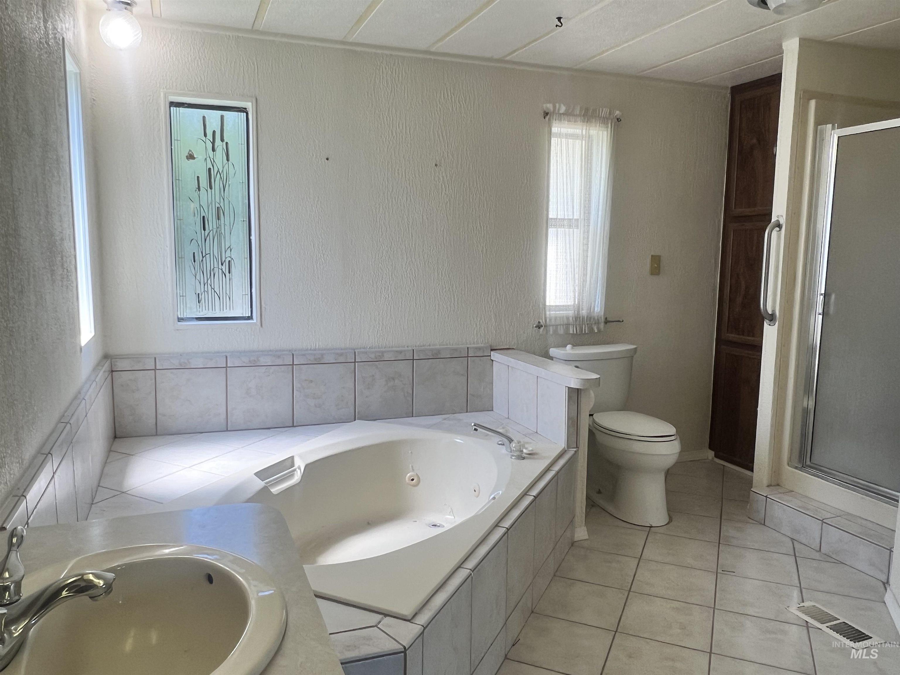 1907 W Flamingo Property Photo 35