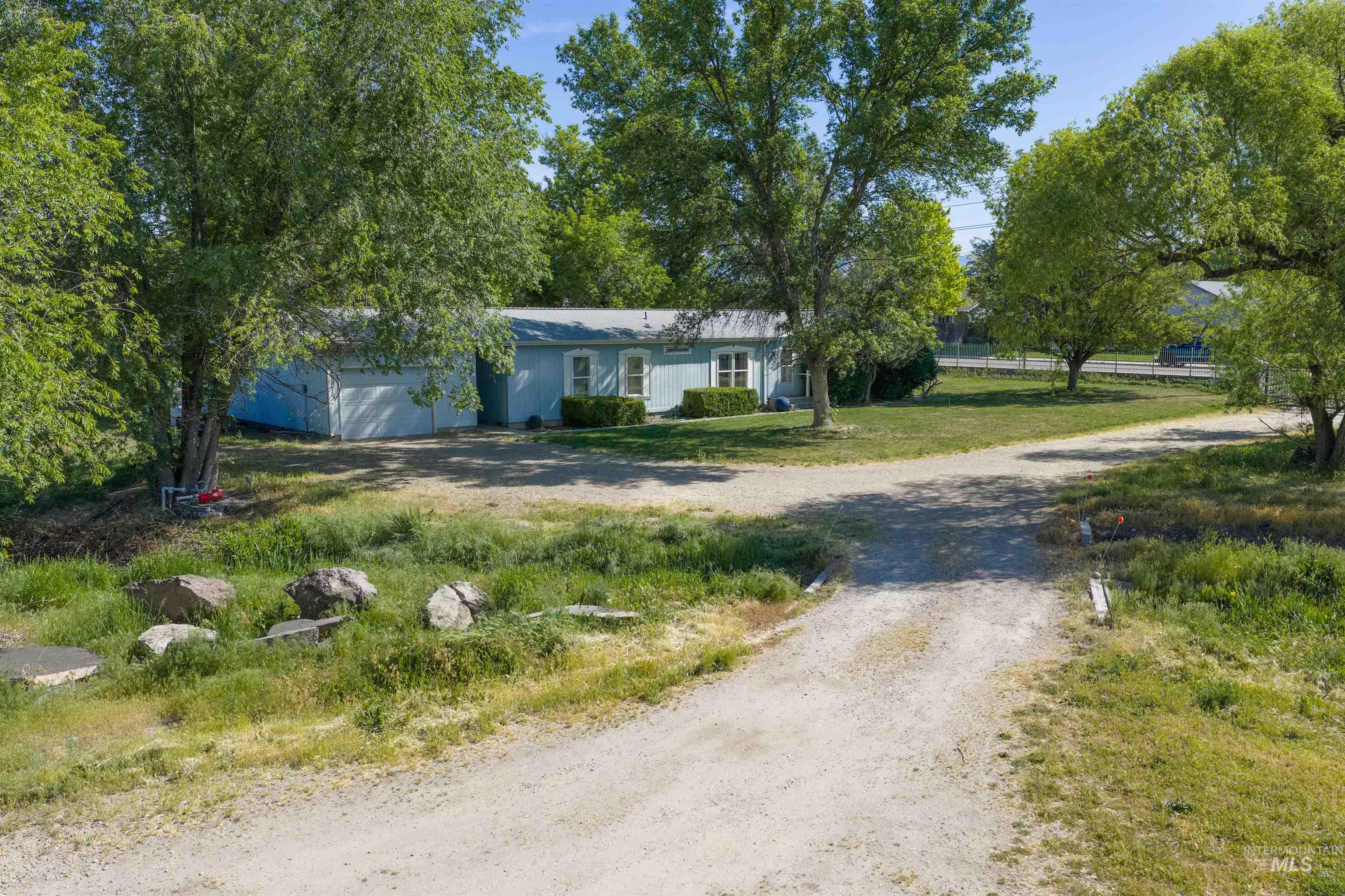 2875 N Maple Grove Property Photo 18