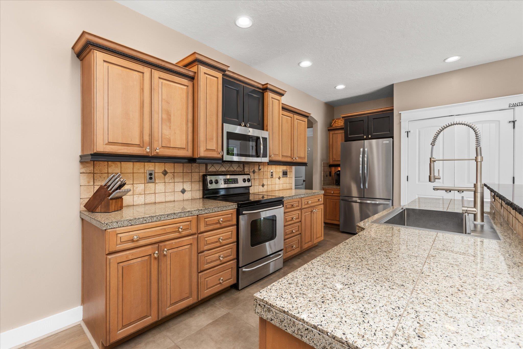 2655 E Piccadilly Ln Property Photo 12