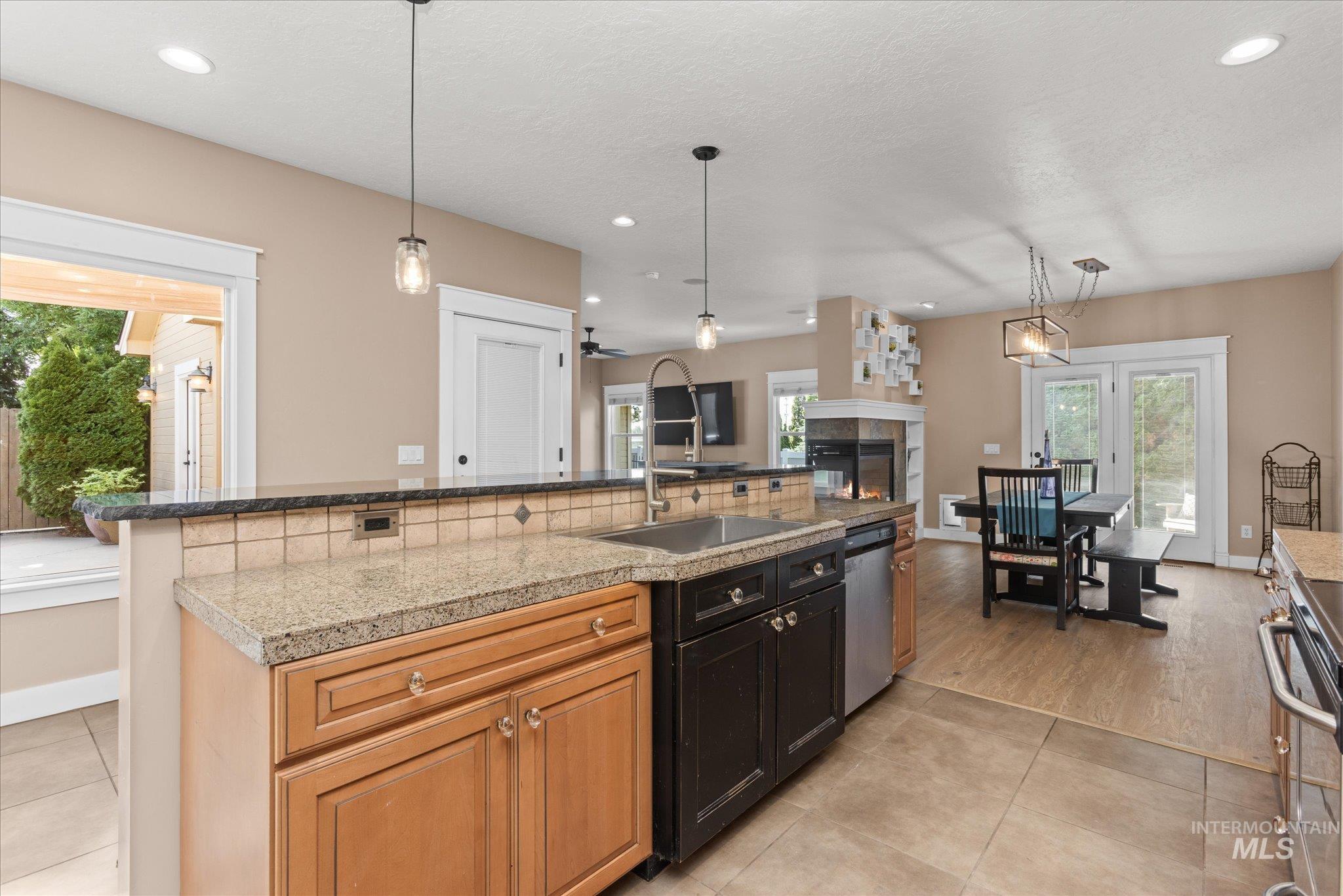 2655 E Piccadilly Ln Property Photo 14