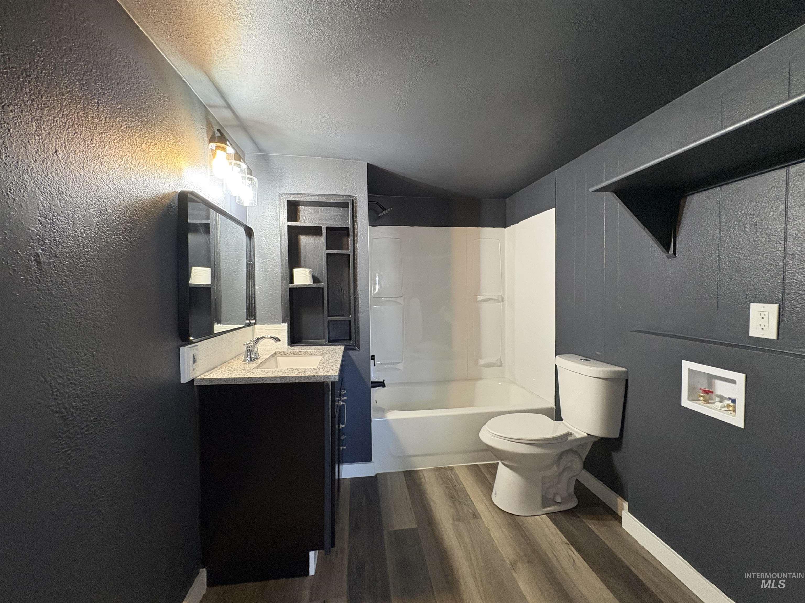 401 Main St #38 Property Photo 10