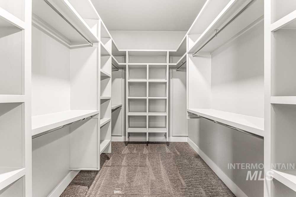 8201 W Corinthia St Property Photo 15