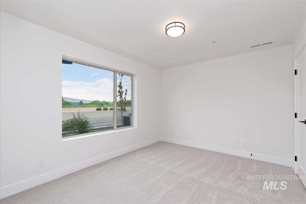 1717 S Federal Way Property Photo 25