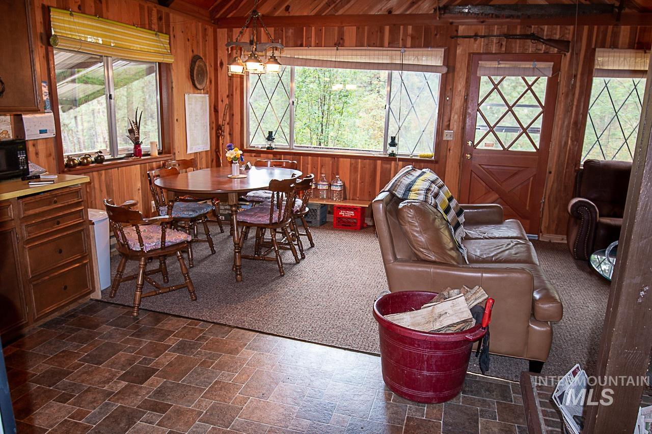 225 Mesplie Rd. Property Photo 13