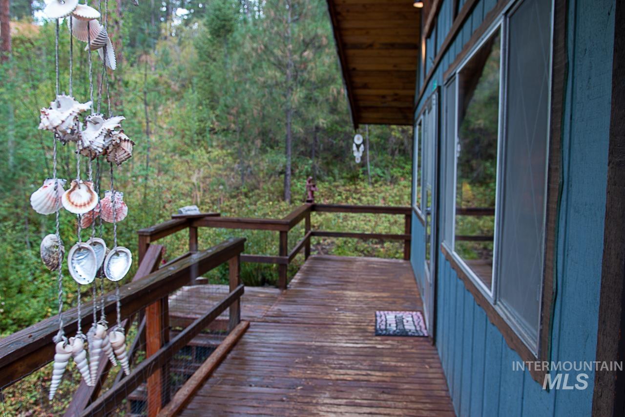 225 Mesplie Rd. Property Photo 37
