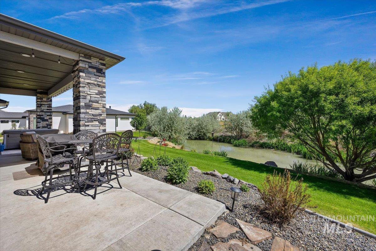 1587 Clear Creek Loop Property Photo 41